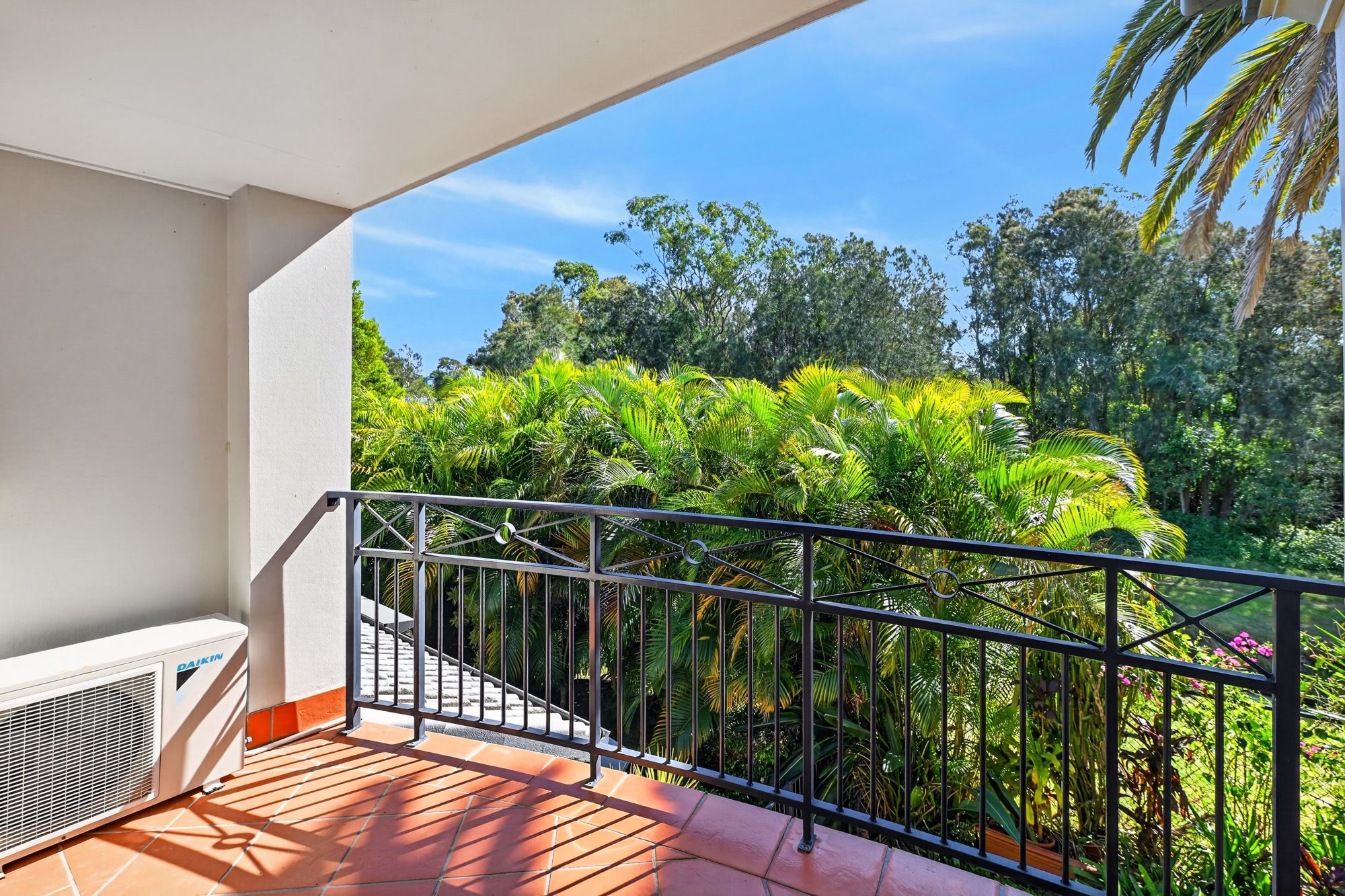 22/2 Bronberg Court — photo 12 of 28