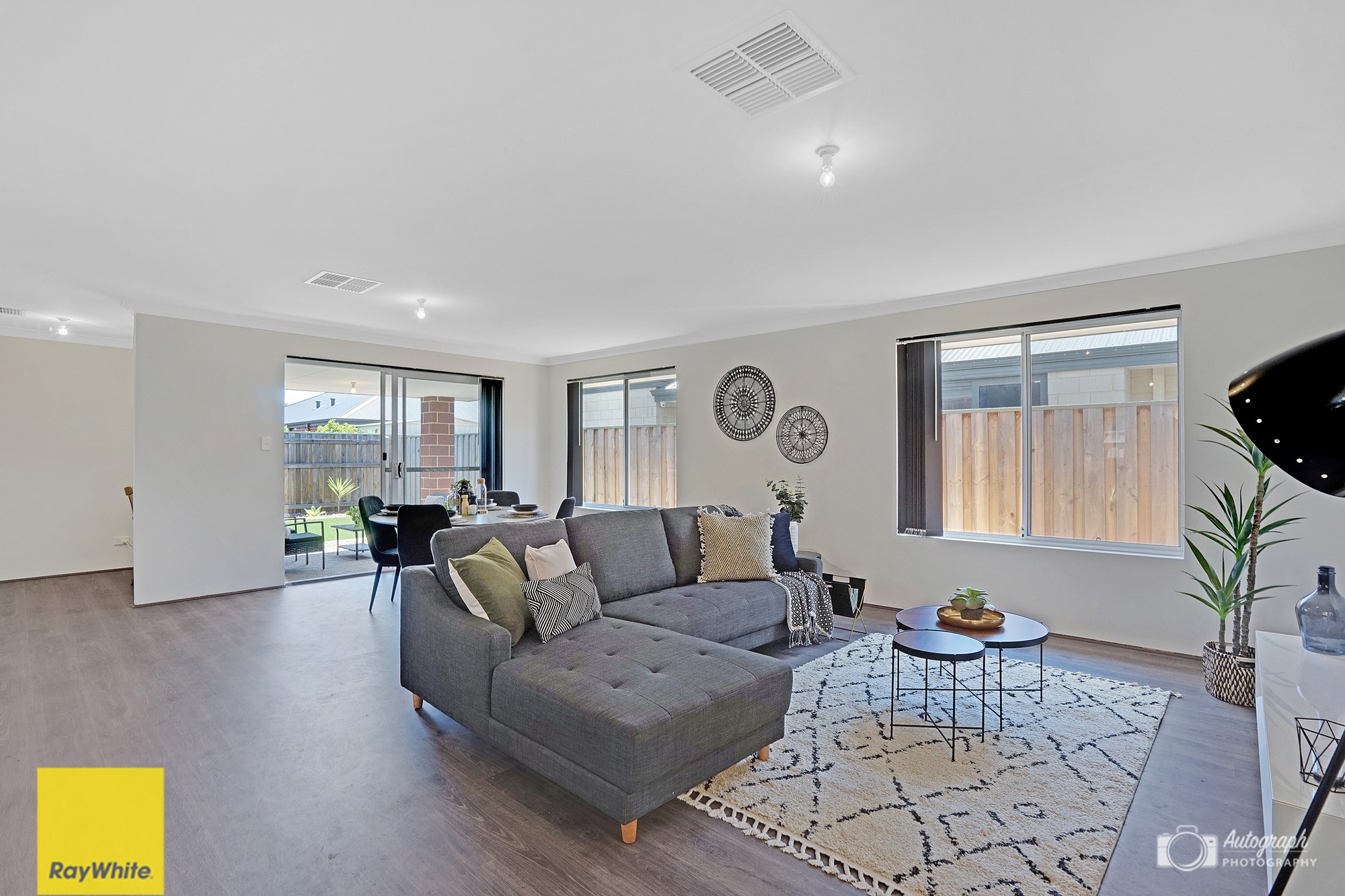 8 Hinxman Drive, Ellenbrook, WA 6069