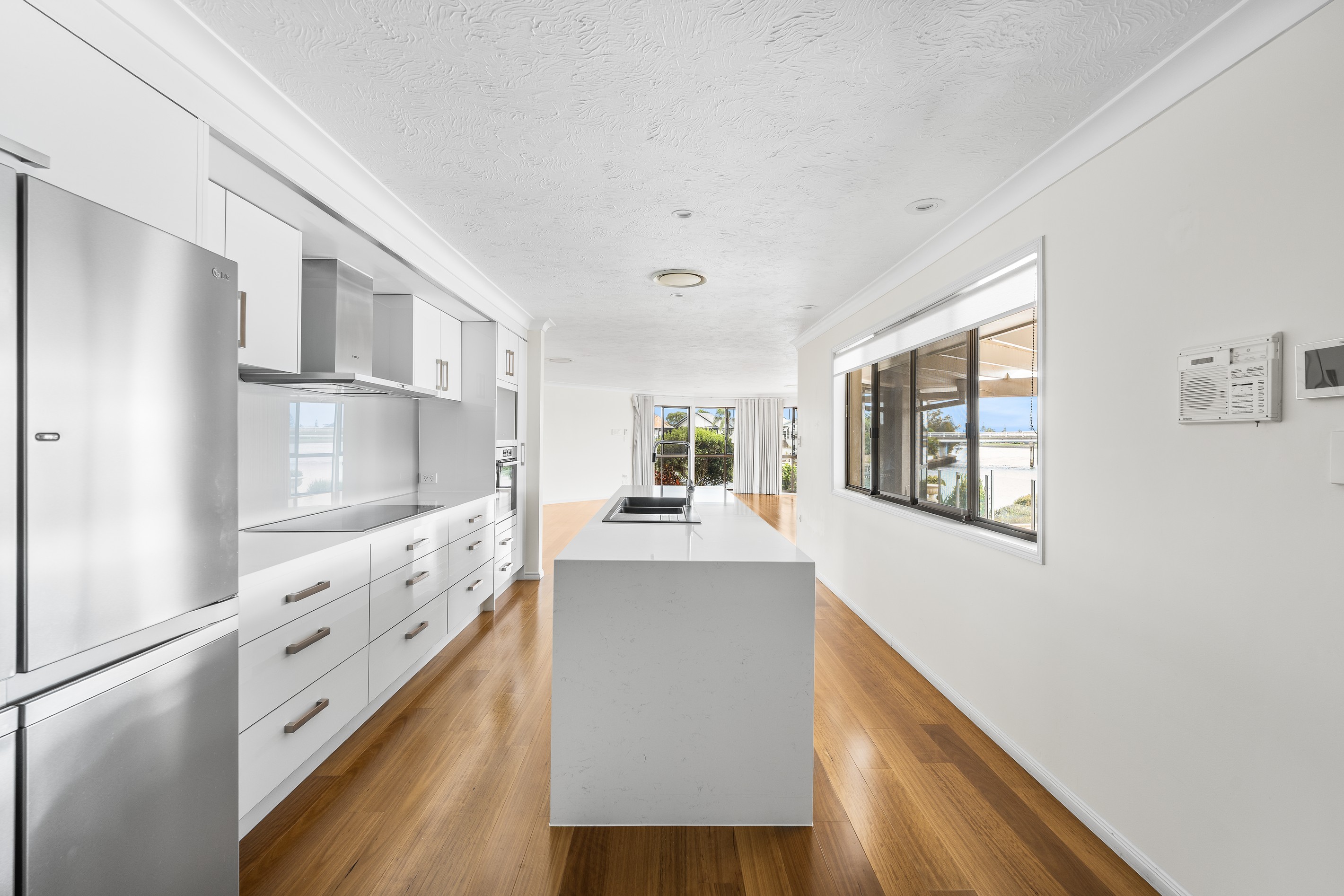 3 Pebble Beach Drive, Runaway Bay, QLD 4216