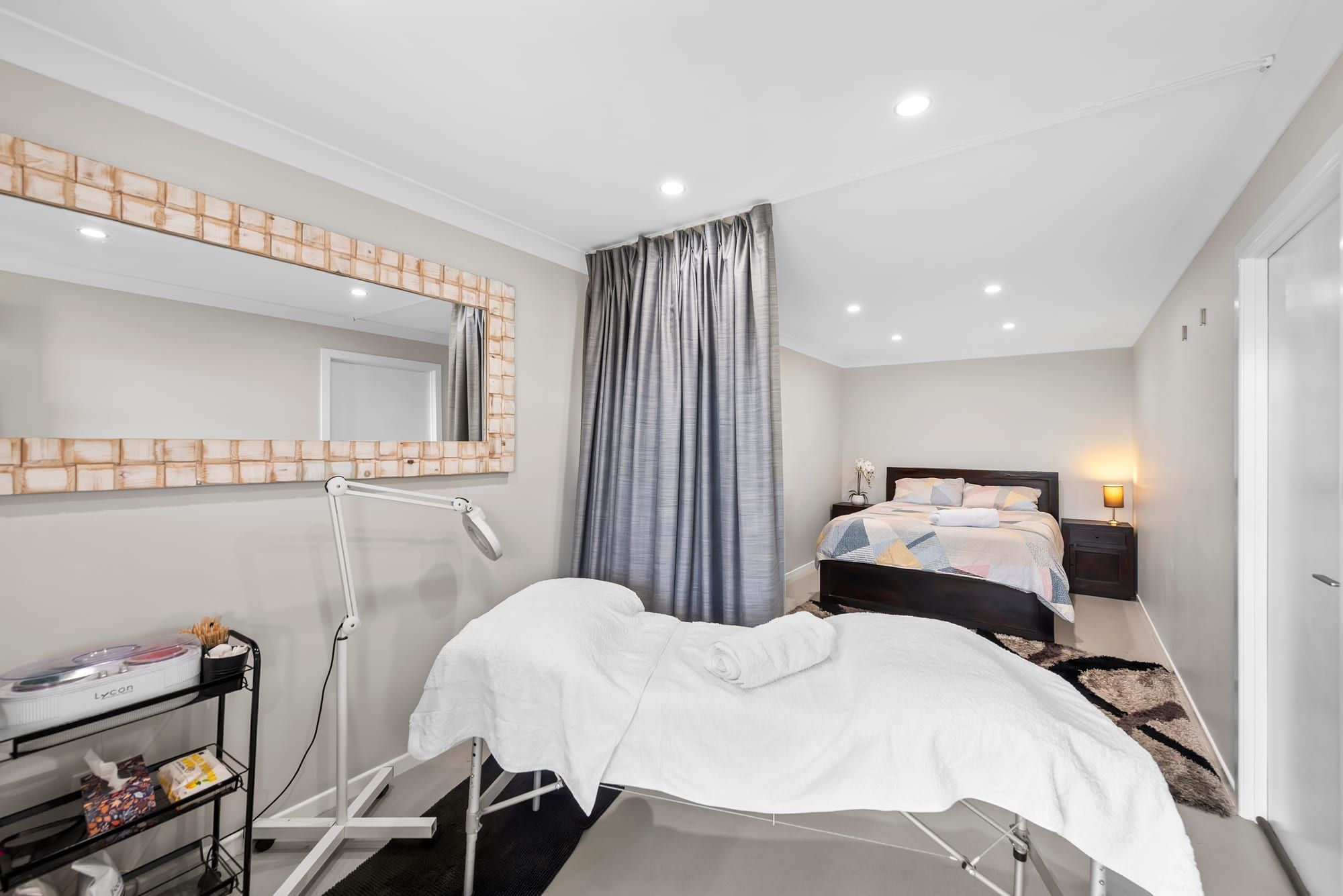21 James Cook Drive — photo 15 of 17