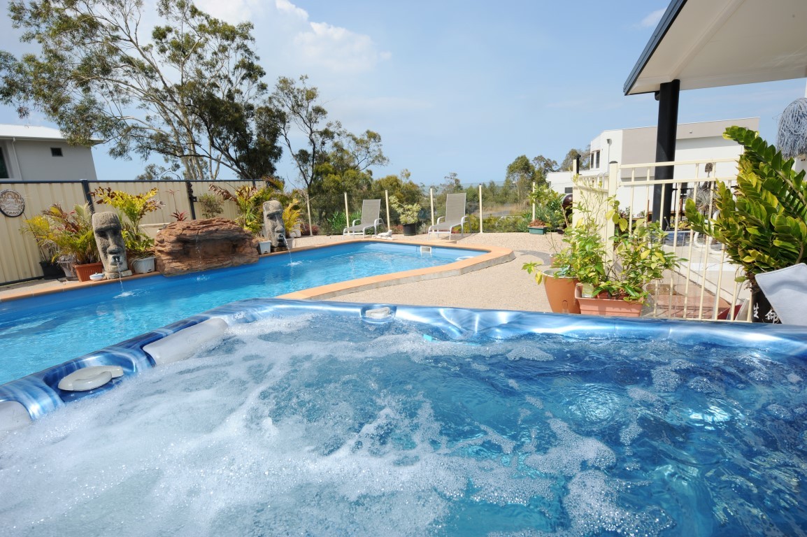 32 Dolphin Terrace, South Gladstone, QLD 4680