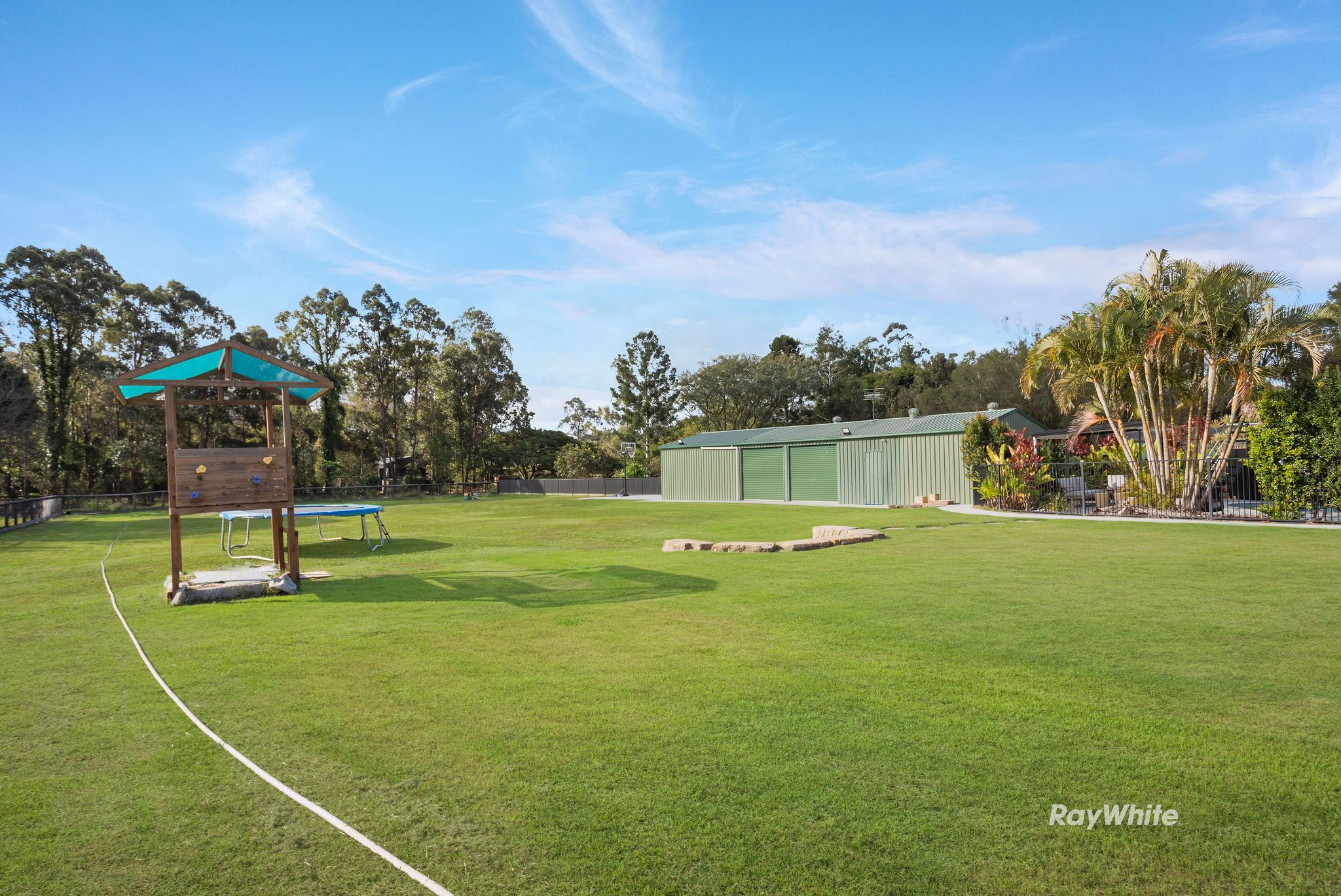 14 Nautilus Close — photo 18 of 26