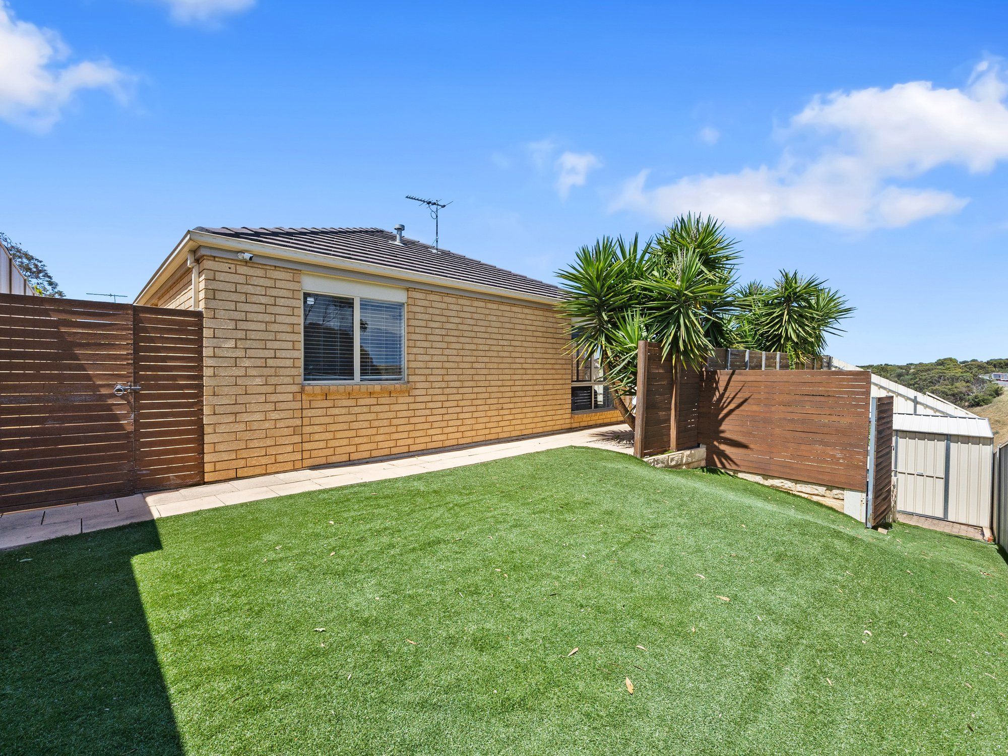 10 Mornington Place — photo 18 of 18