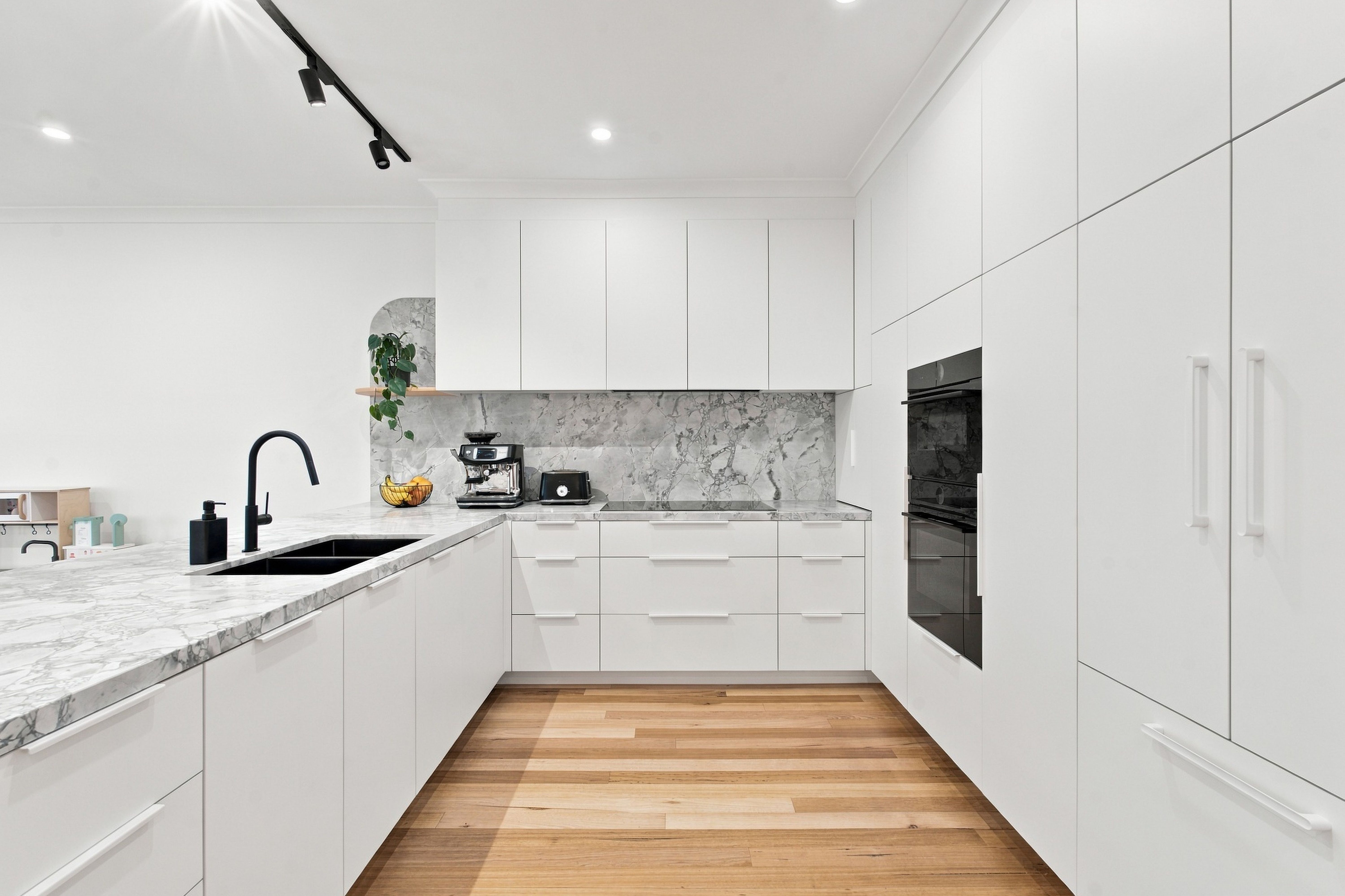 18A Black Street — photo 6 of 13