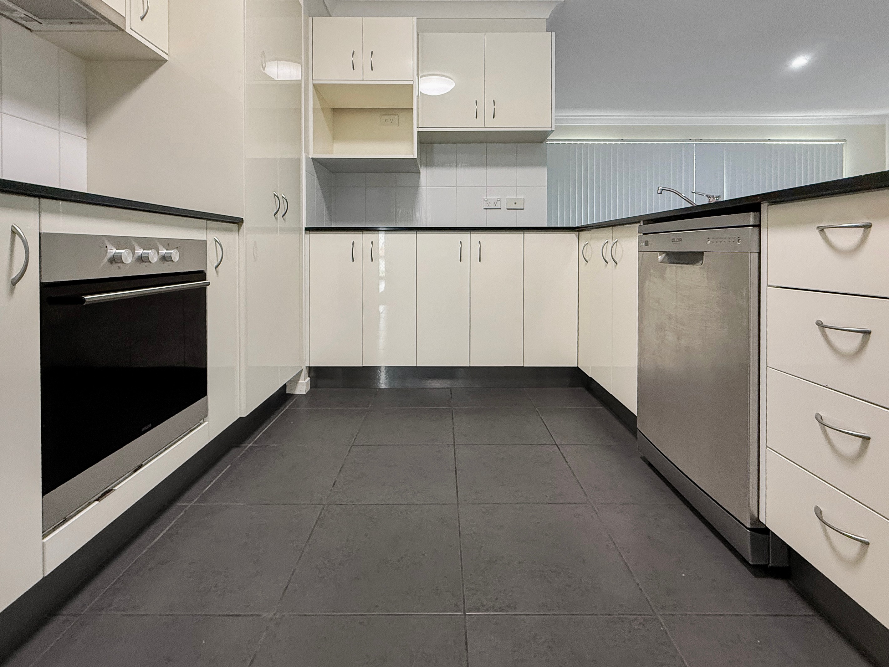 10 Buntine Avenue, Morayfield, QLD 4506