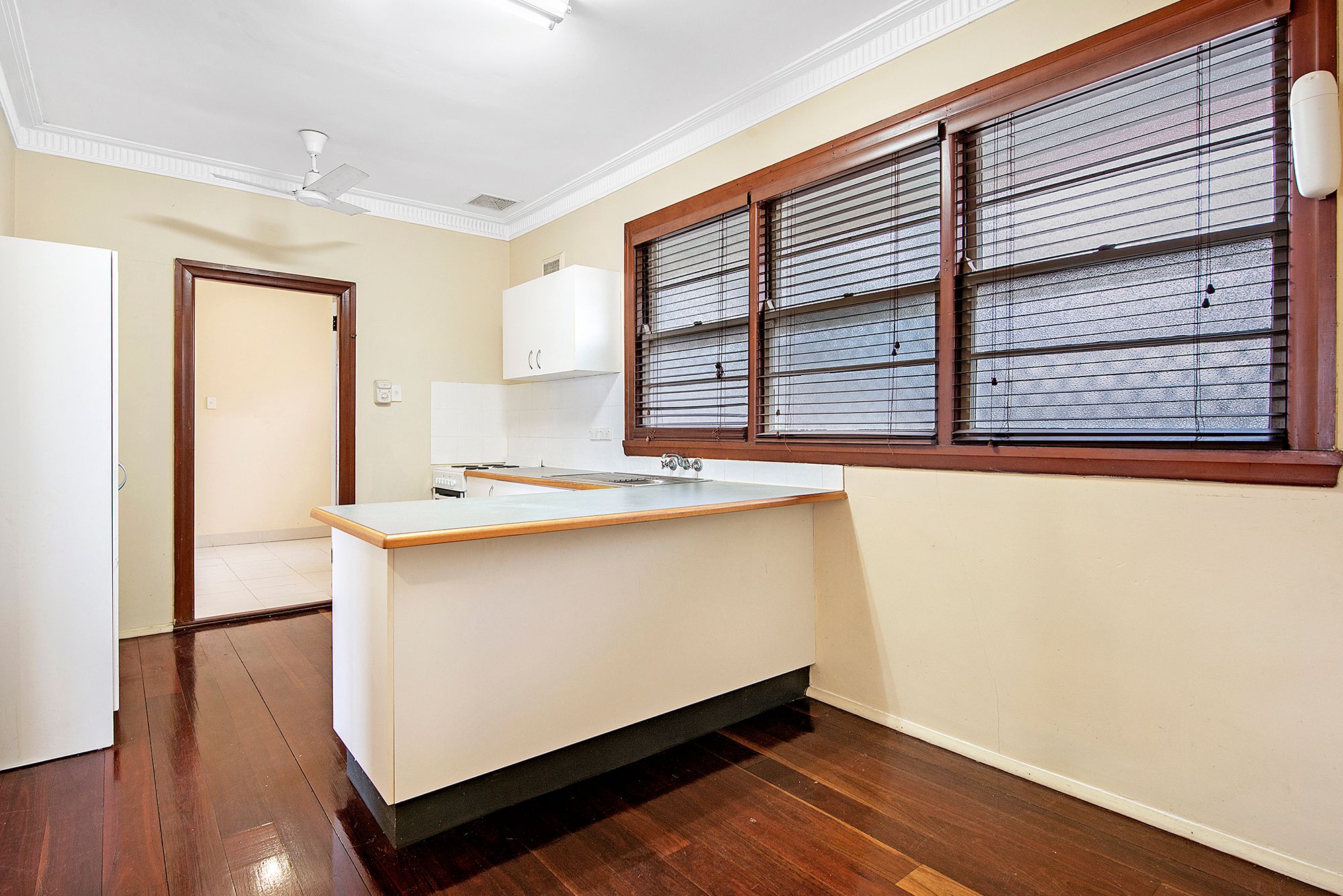 37 Adelaide Street, Carina, QLD 4152