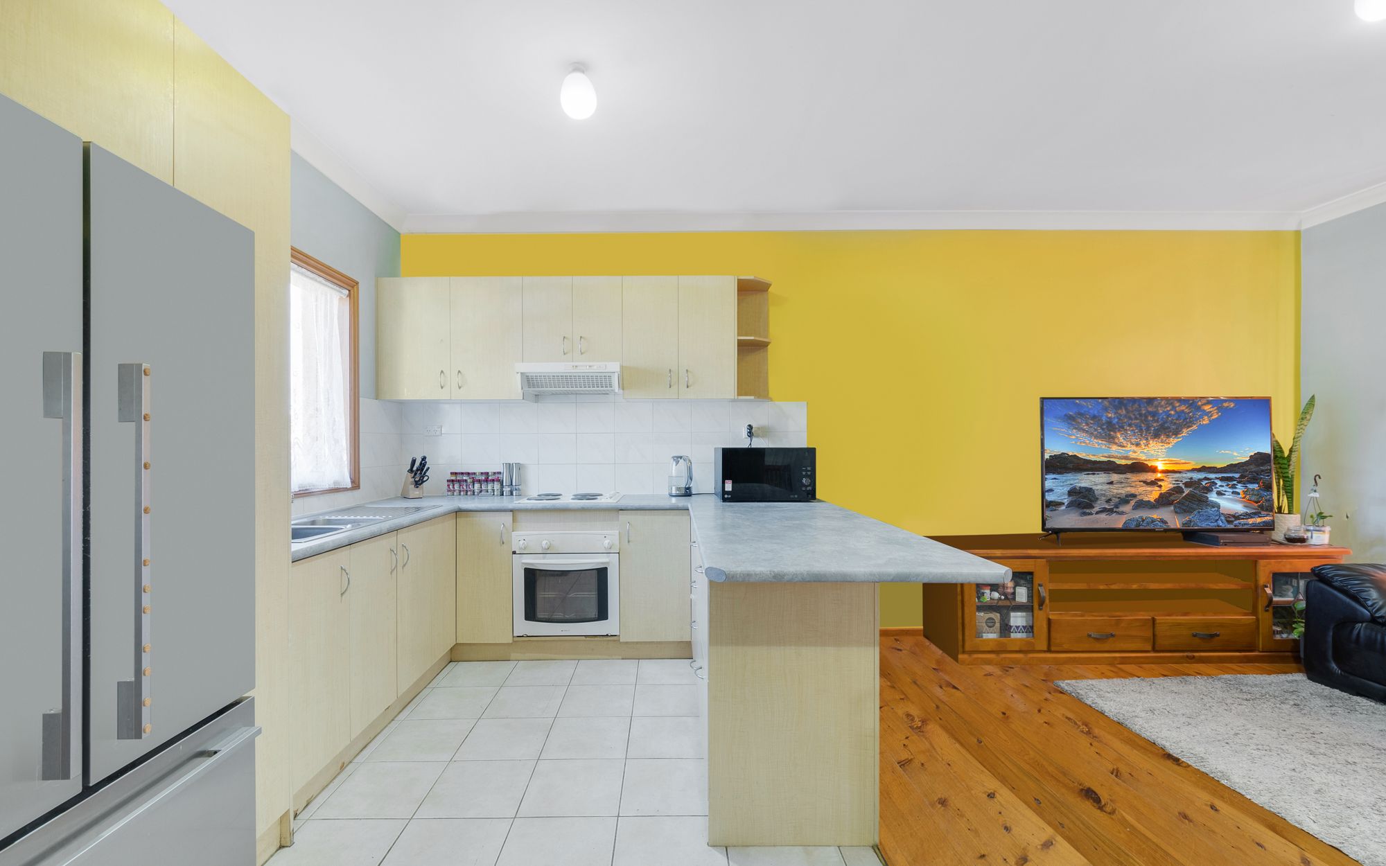 3/33-35 Surrey Street, Minto, NSW 2566