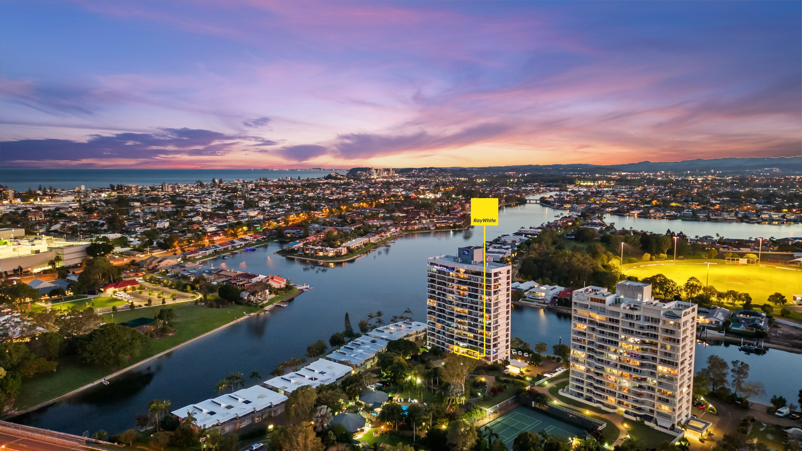 8/54 Hooker Boulevard, Mermaid Waters, QLD 4218