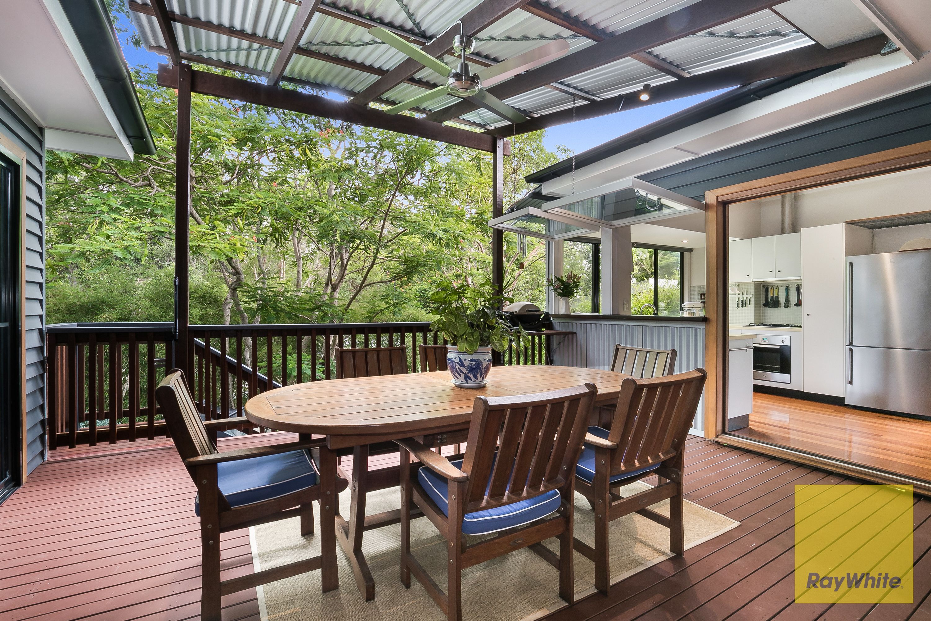 131 Russell Terrace, Indooroopilly QLD 4068