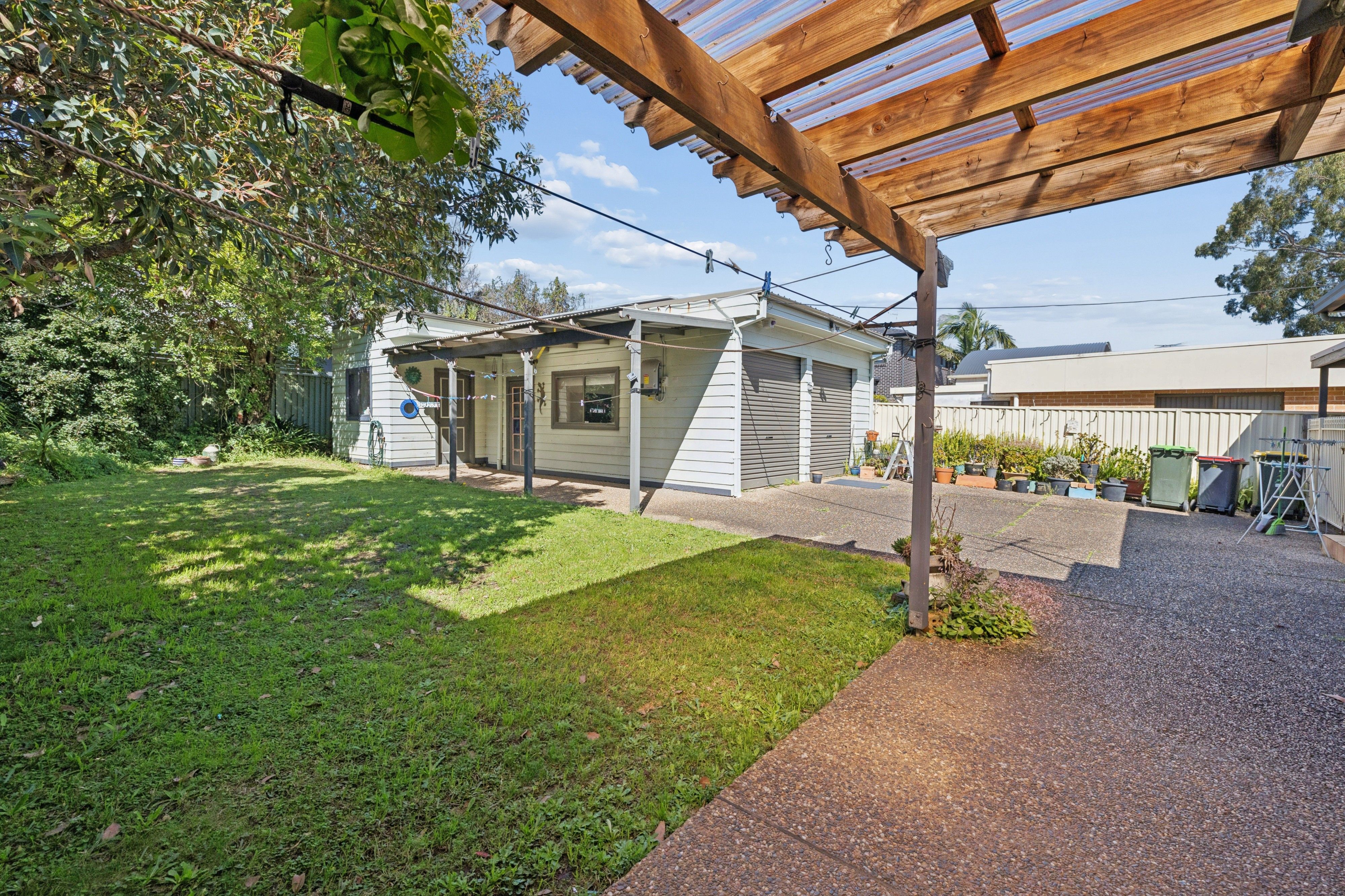 4 Elston Avenue — photo 14 of 15