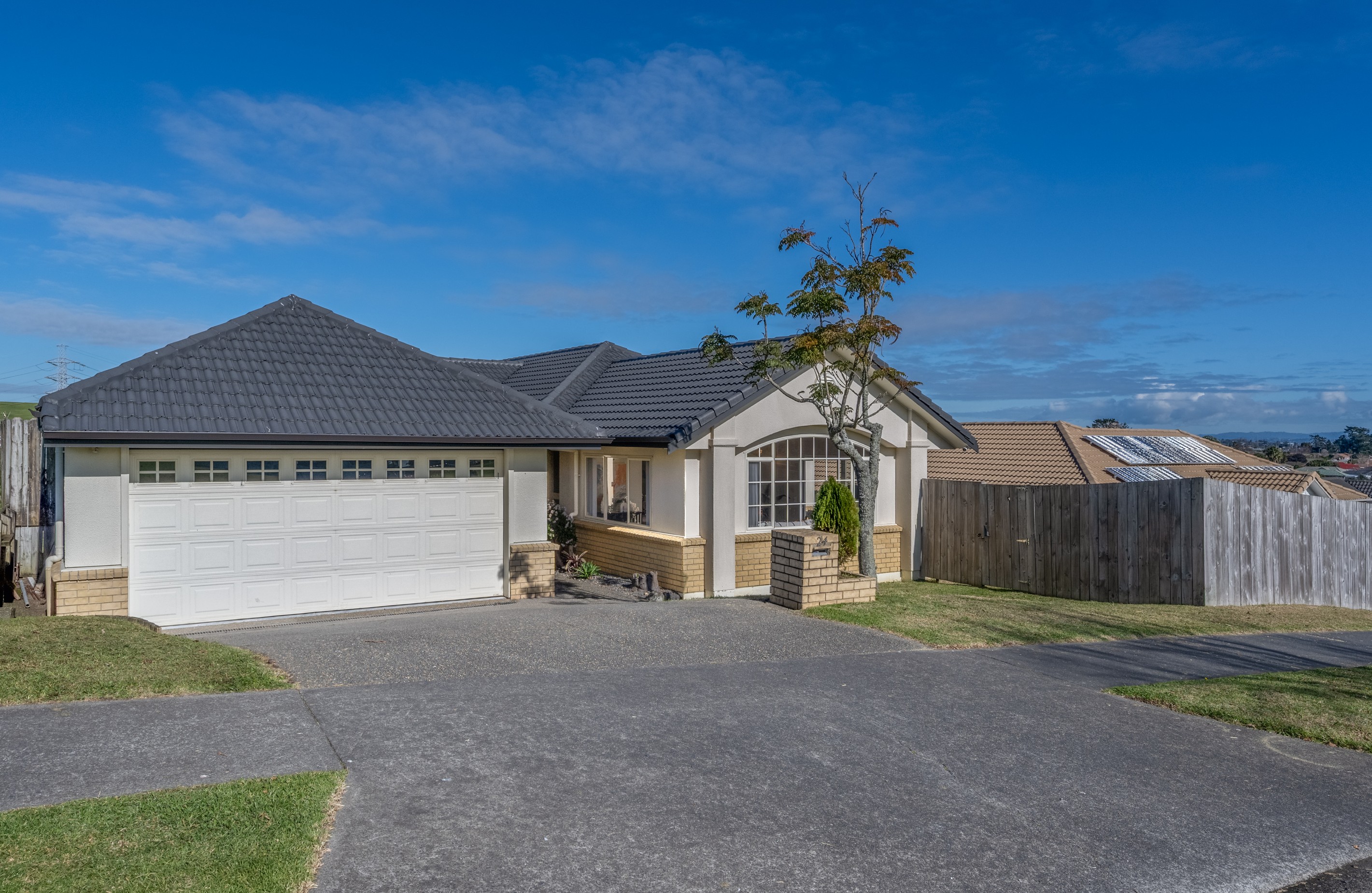 24 Corta Bella Place, Golflands, Manukau City