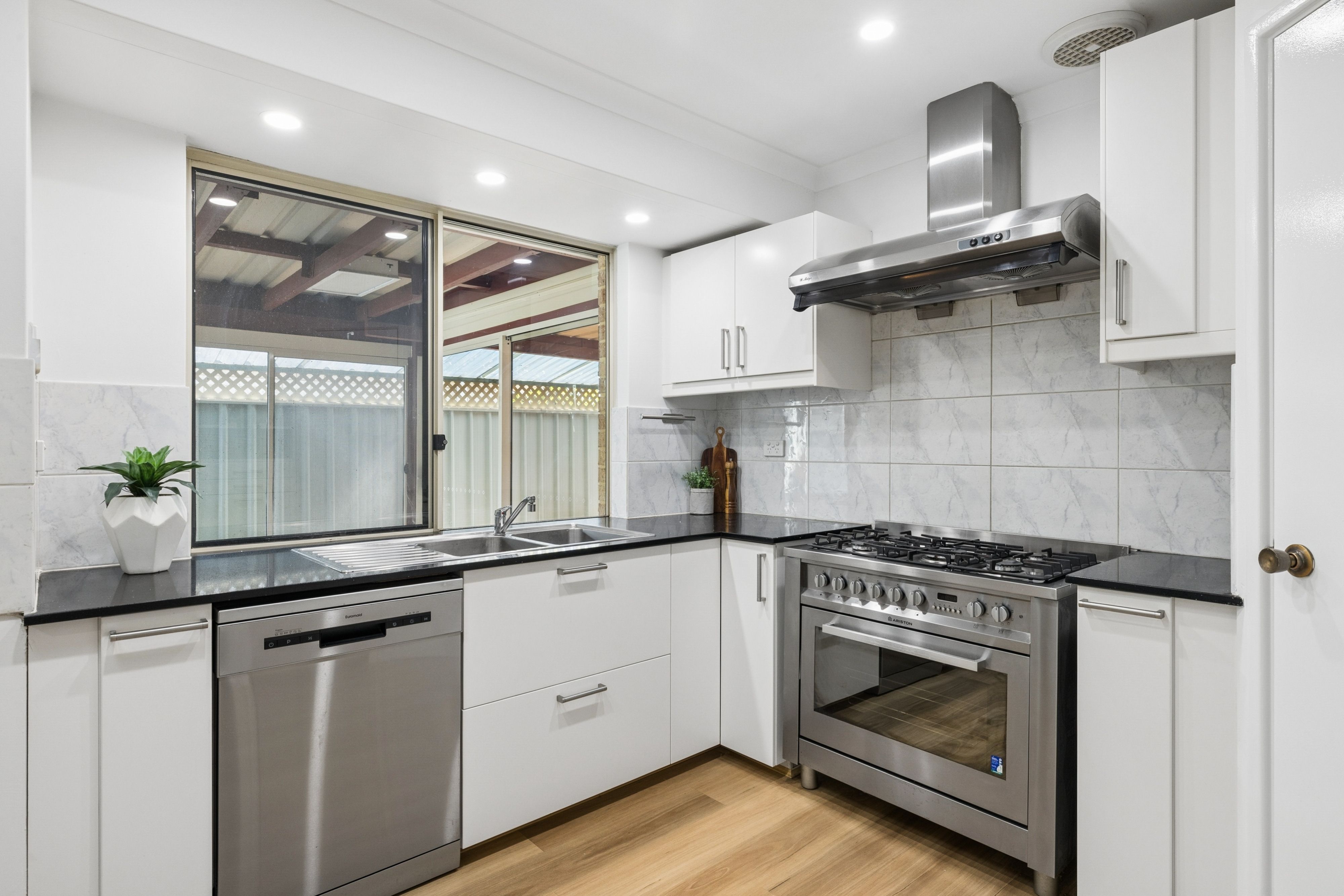 37 Keane Street — photo 18 of 30