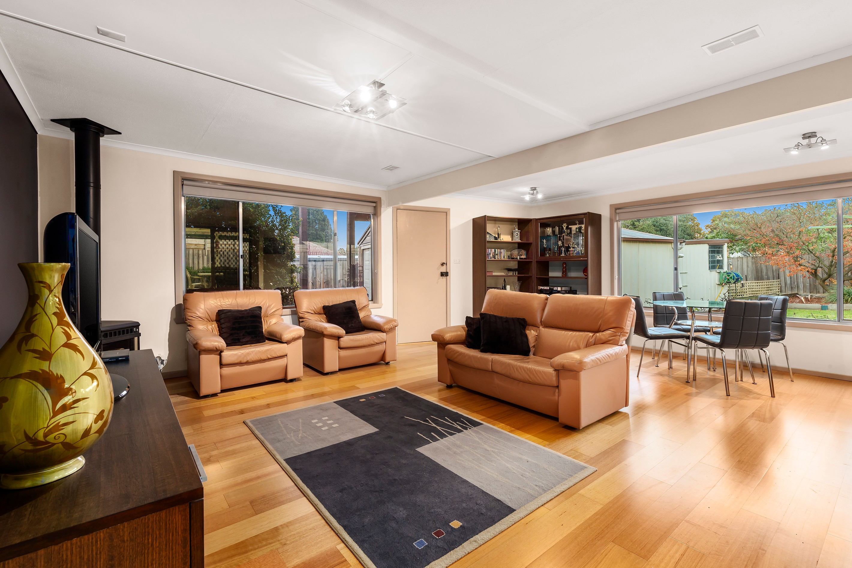15 Frudal Crescent, Knoxfield, VIC 3180