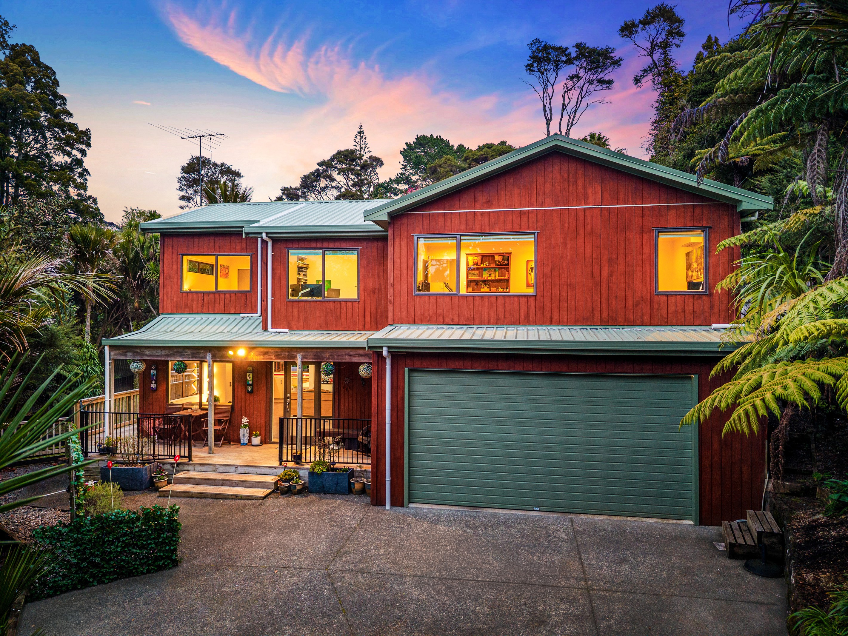 212 Shaw Road, Oratia, Waitakere City