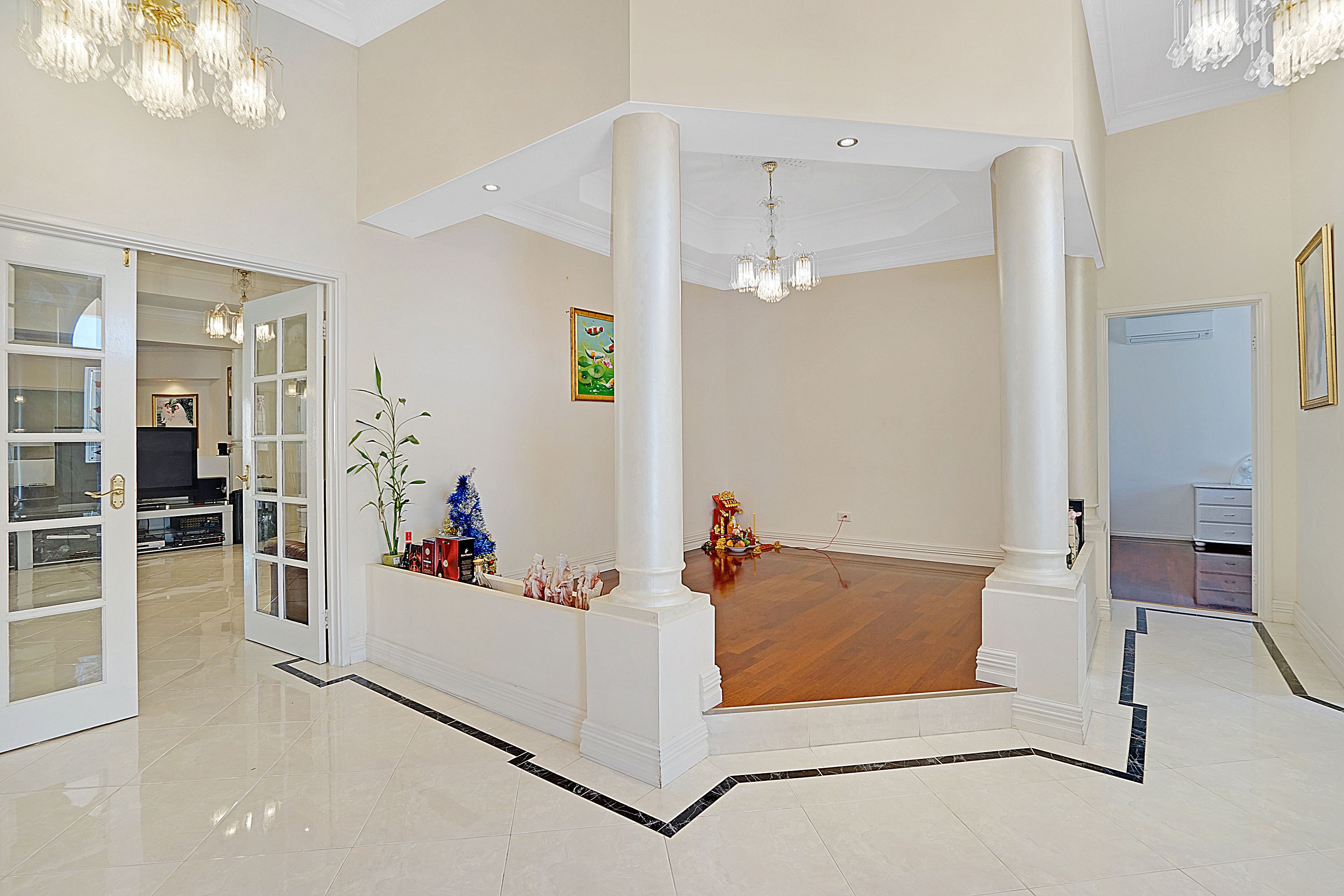 10 Dalkey Way, Darch, WA 6065