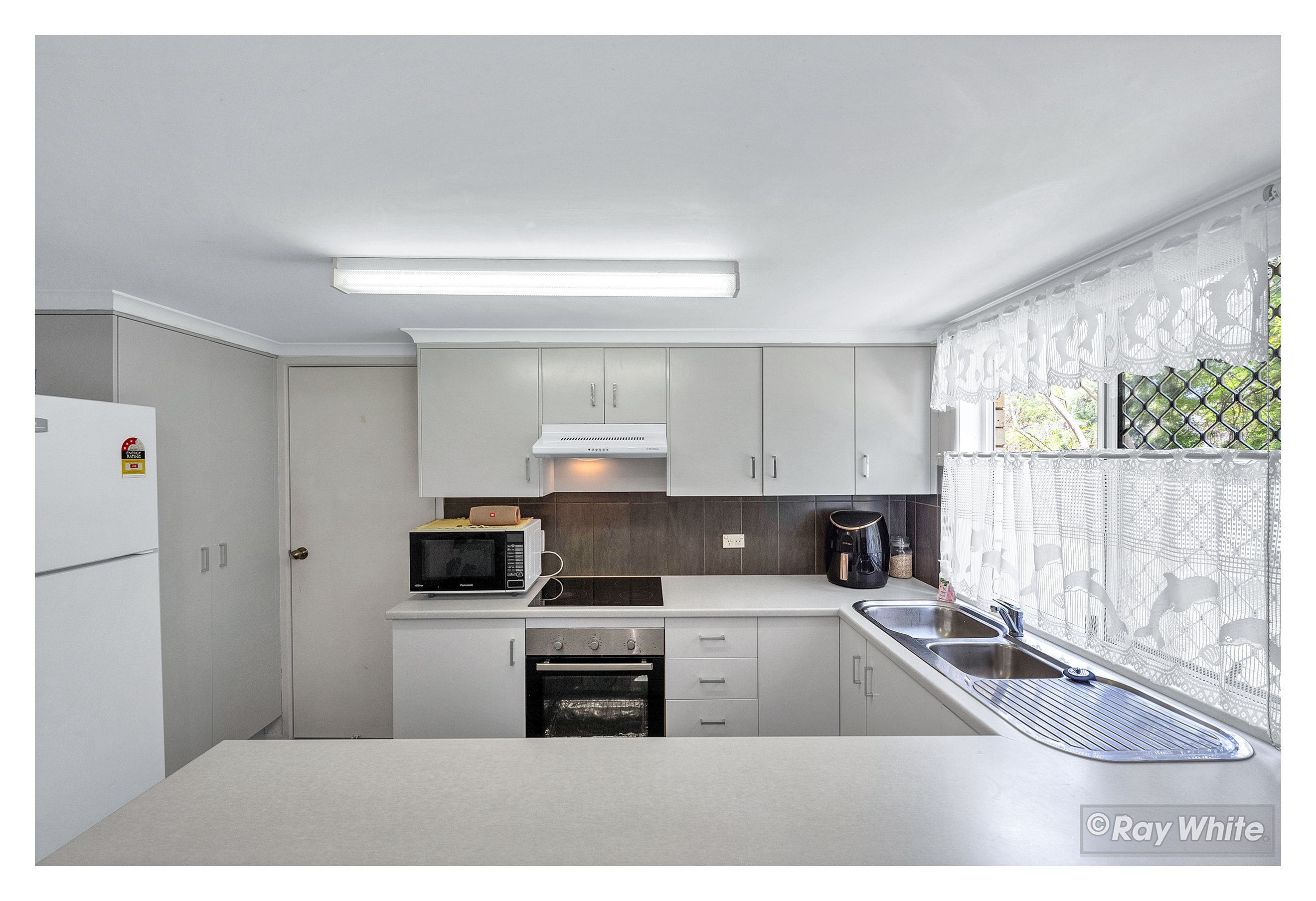 9/374 Limpus Street, Frenchville, QLD 4701