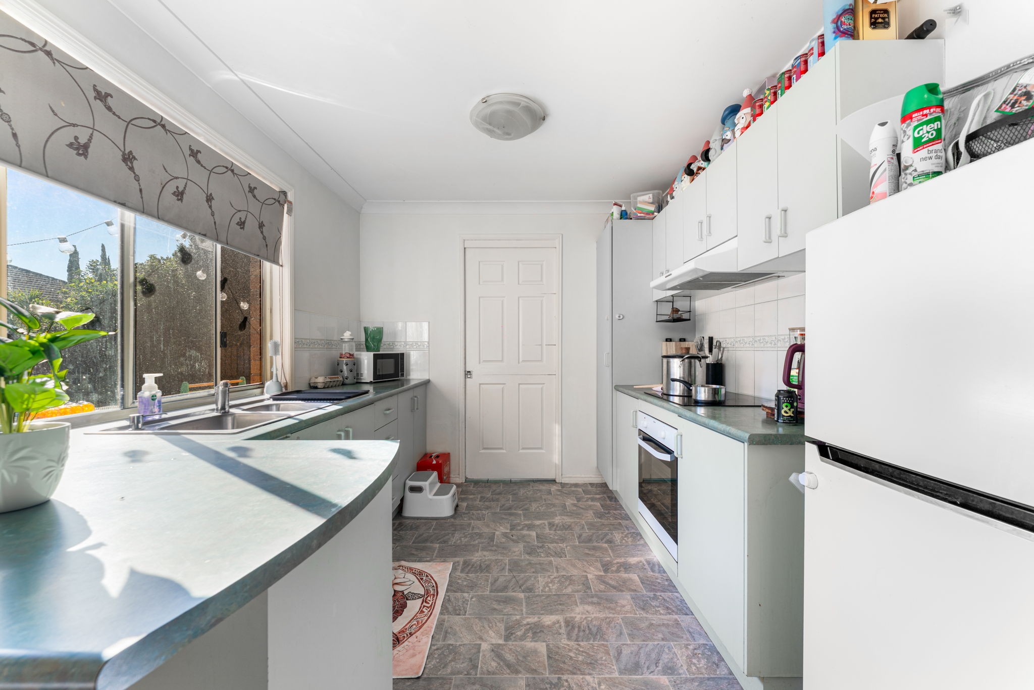 17 Paddies Crescent, Crestmead, QLD 4132
