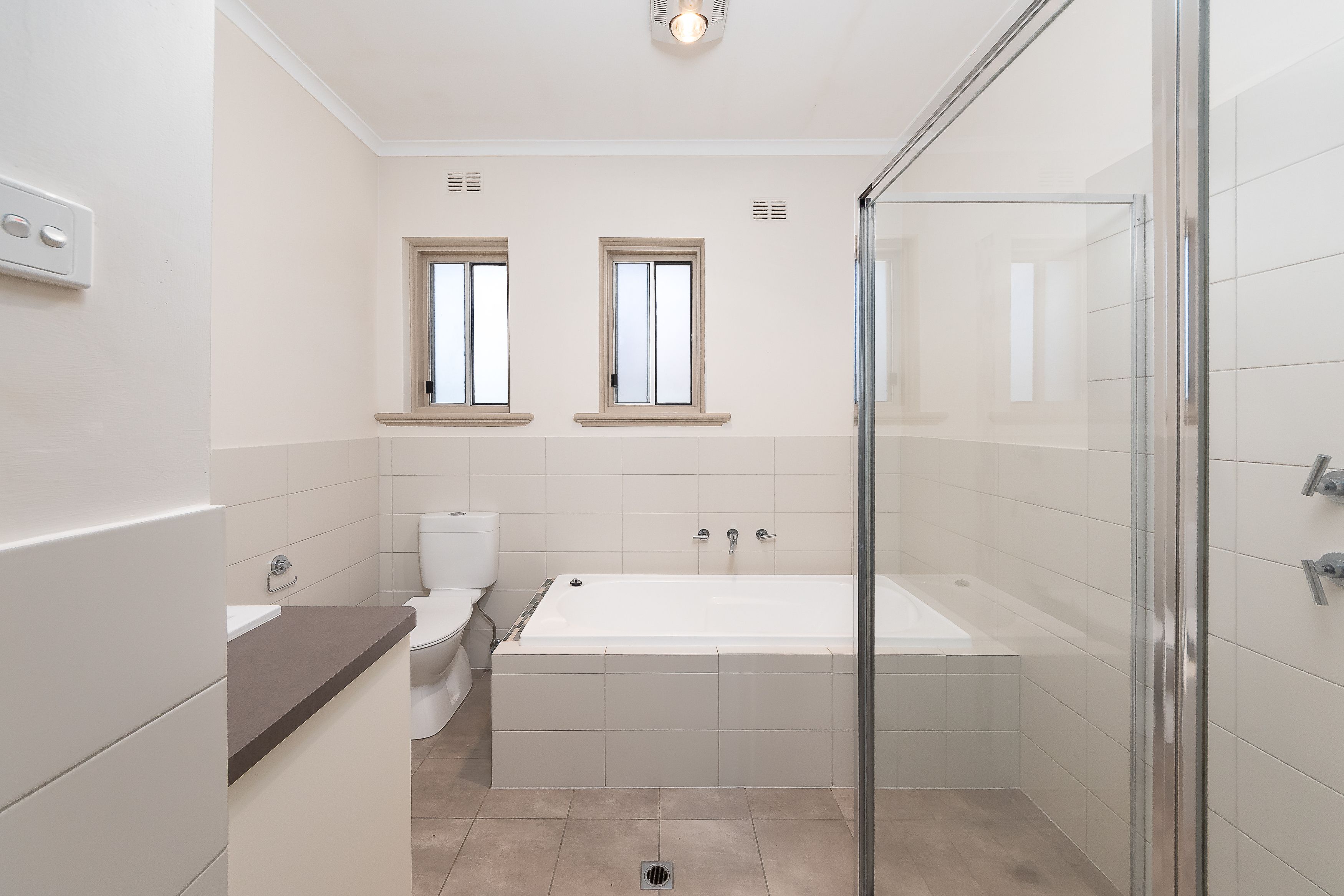 4 Leslie Street — photo 8 of 15