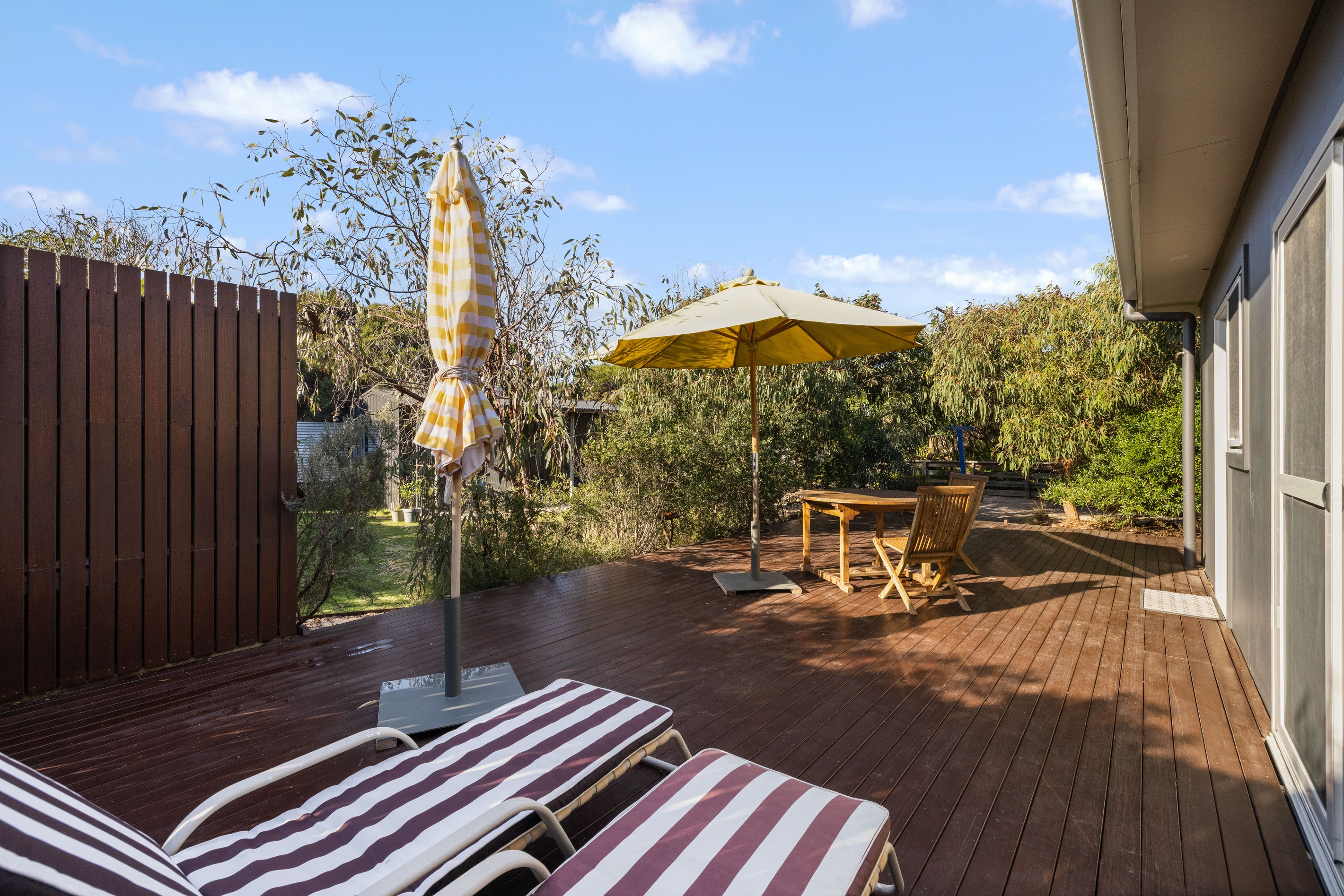 16 Sinclair Avenue, Surf Beach, VIC 3922