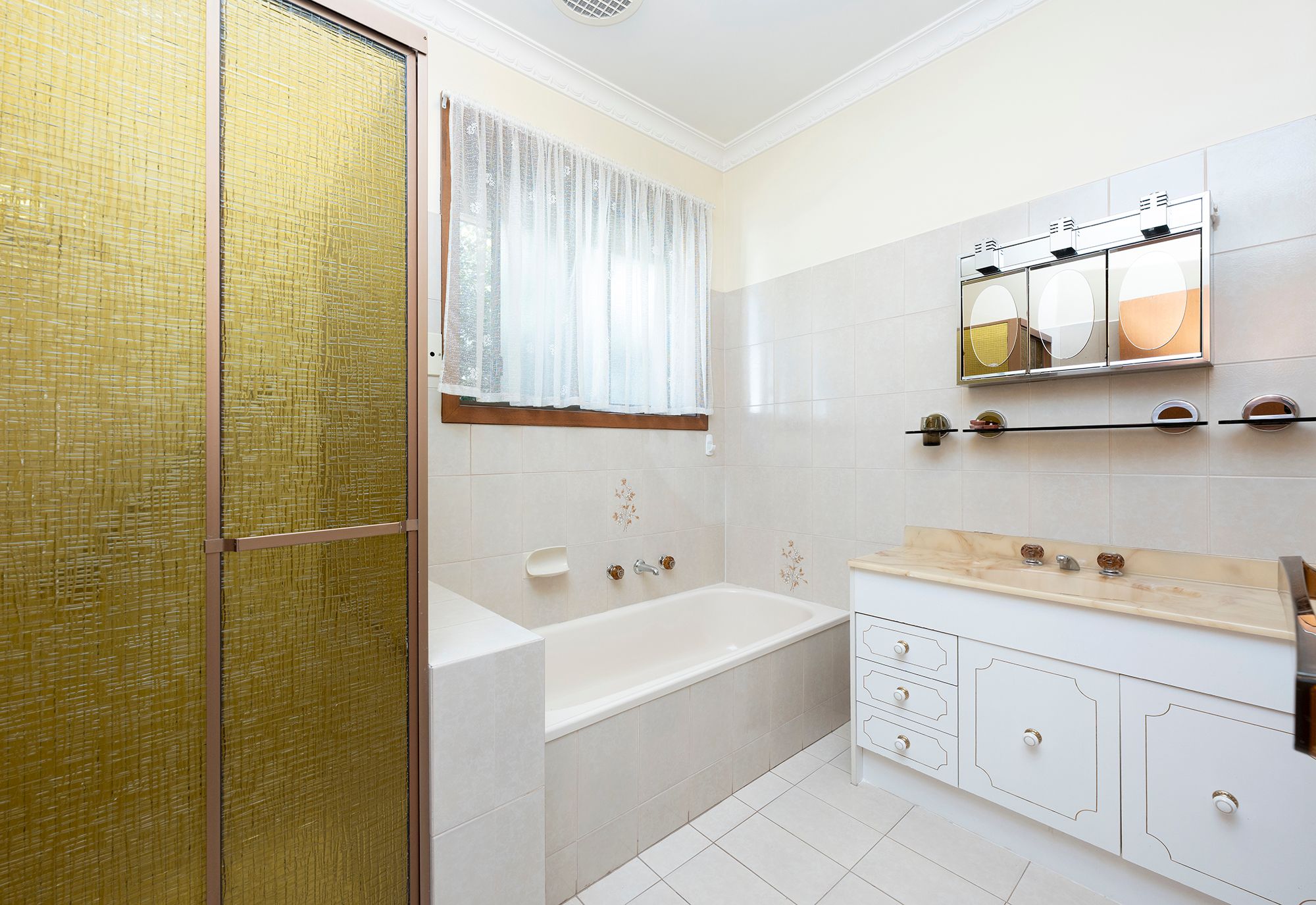 37 Walsh Street — photo 4 of 9