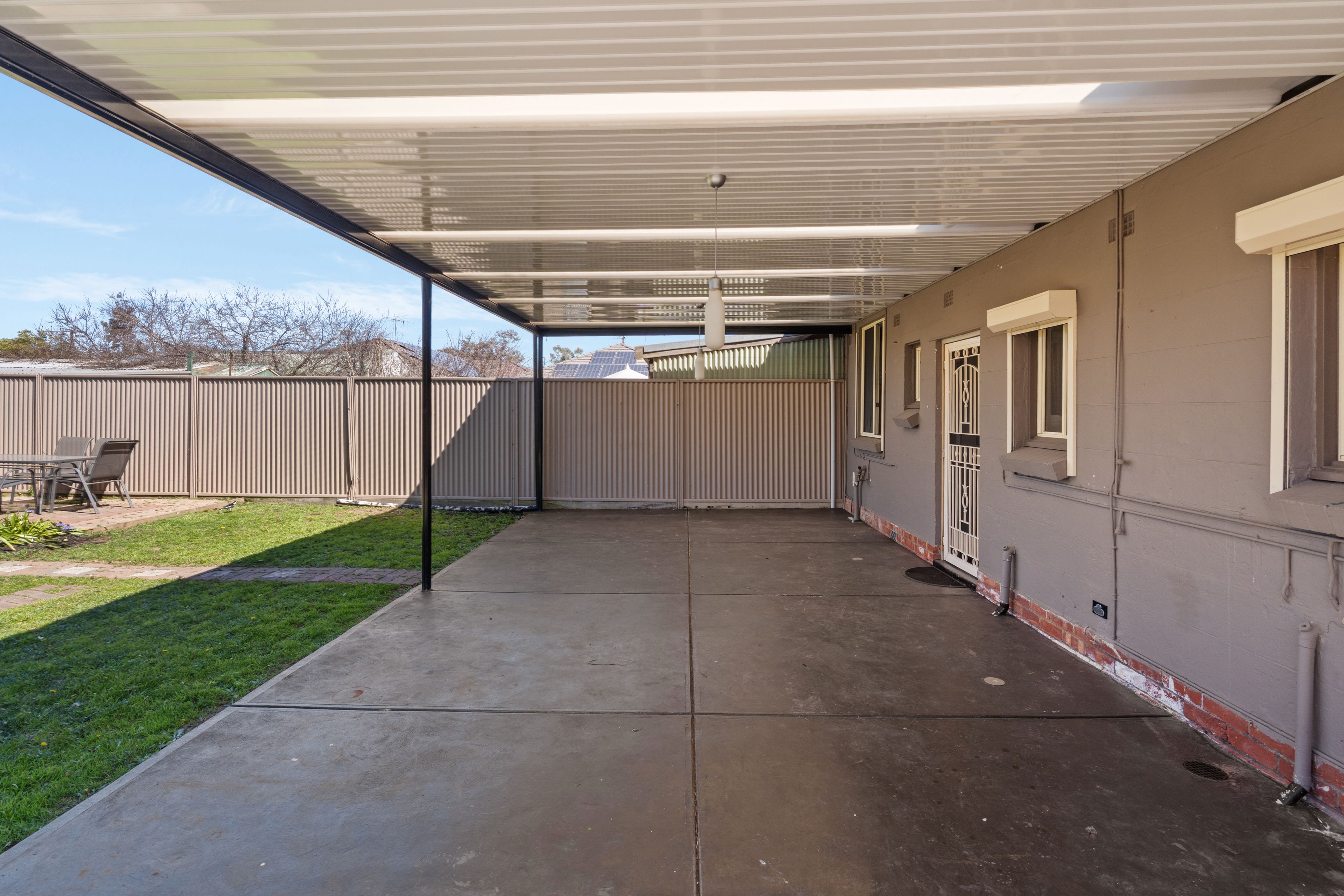 25 Kent Street — photo 19 of 24