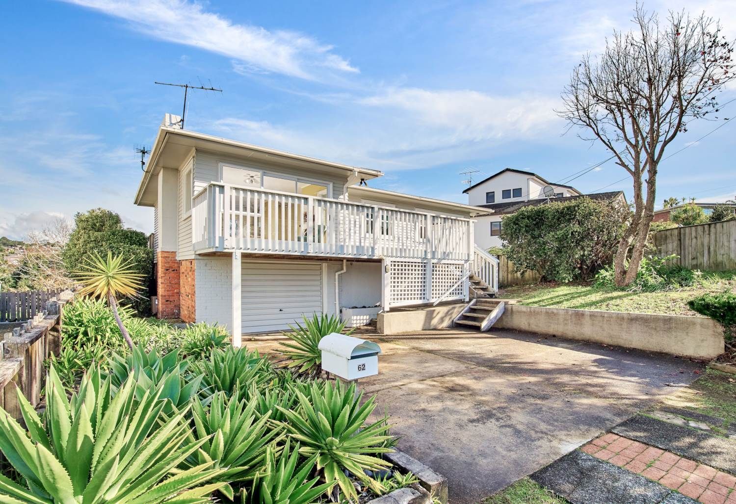 62 Lyons Avenue, Murrays Bay, North Shore City