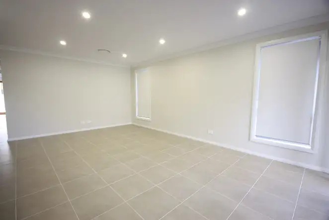 34 Kookaburra Drive, Gregory Hills, NSW 2557