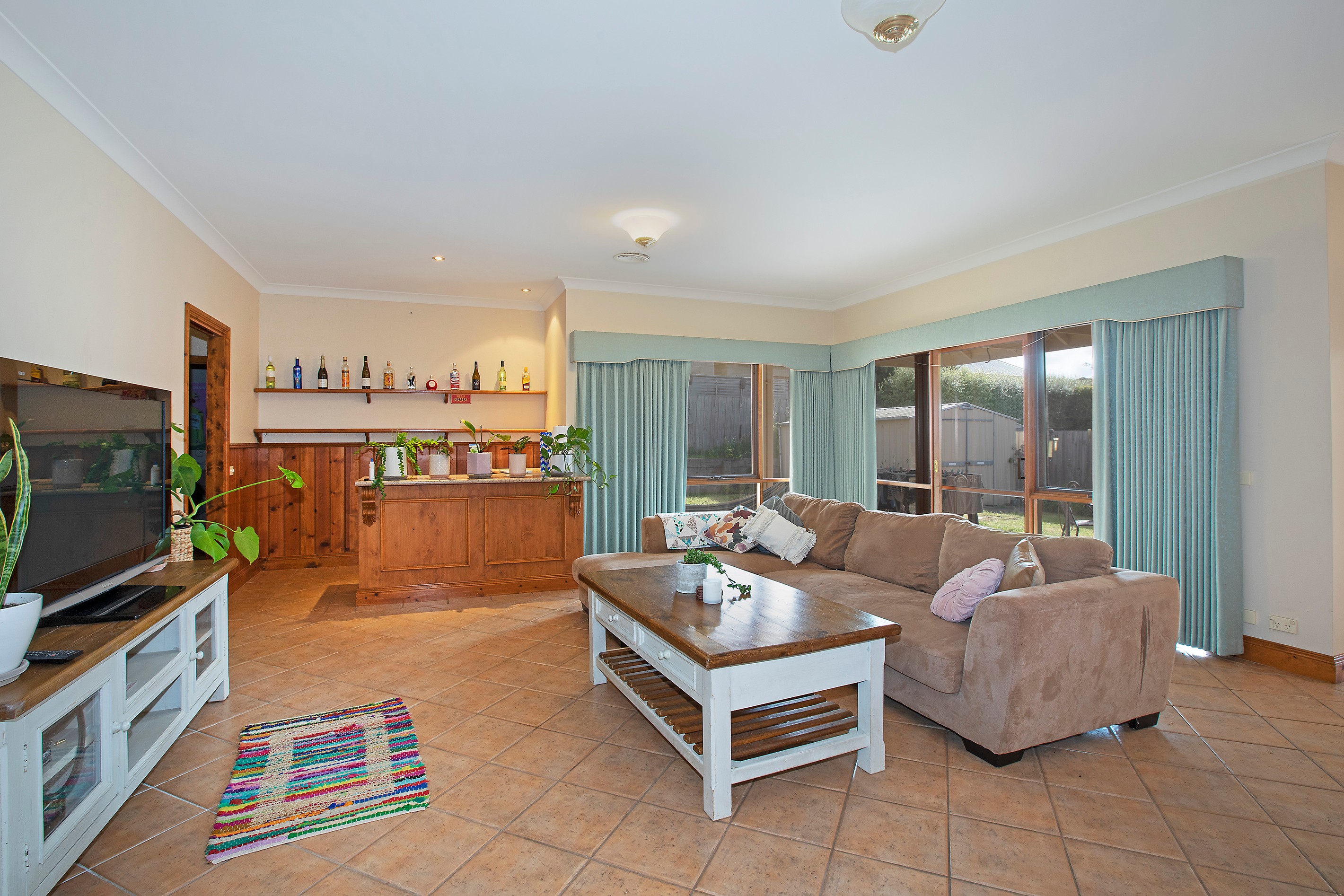 8 Molesworth Drive, Highton, VIC 3216