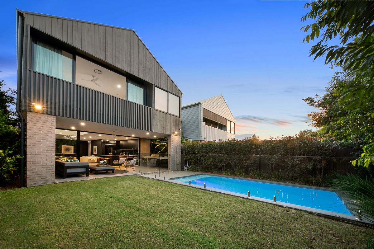 16 Acacia Avenue, Graceville, QLD 4075