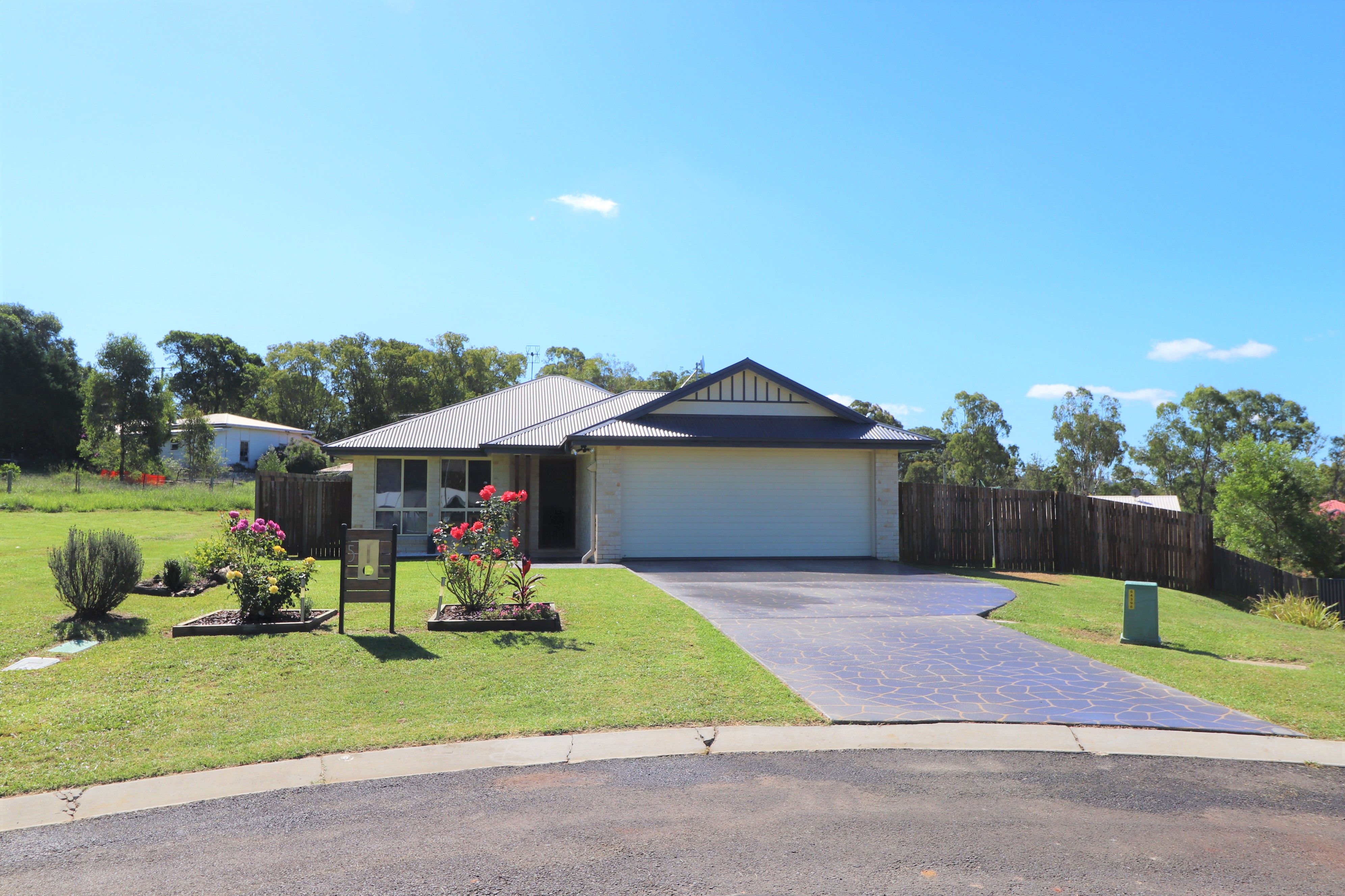 5 Alexander Close, Crows Nest QLD 4355