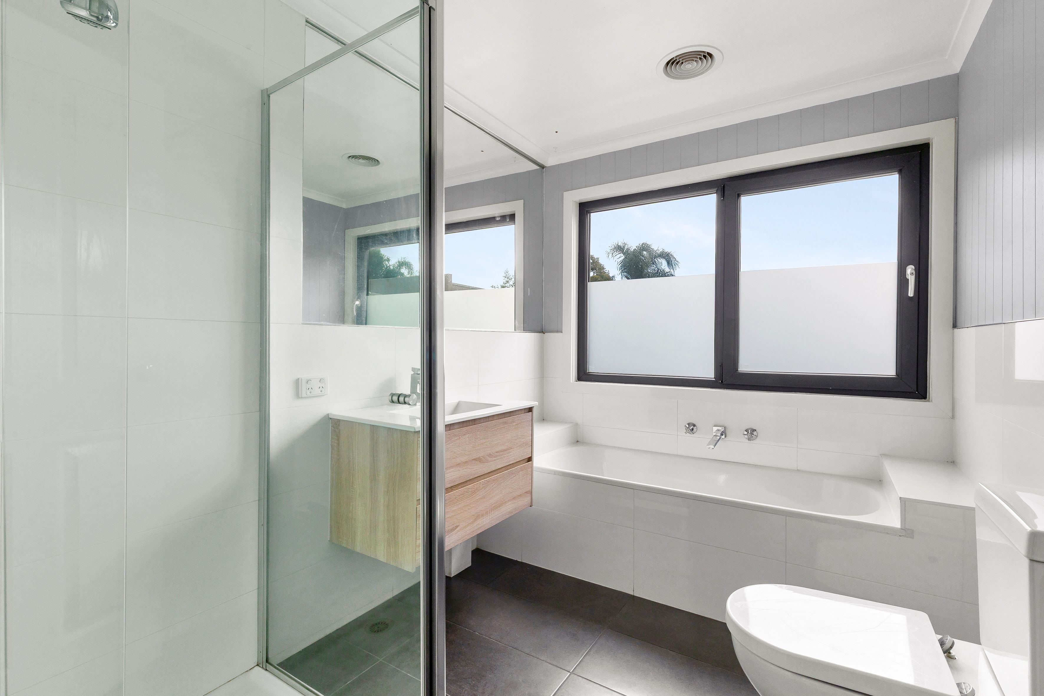 4/507 Pascoe Vale Road — photo 12 of 16