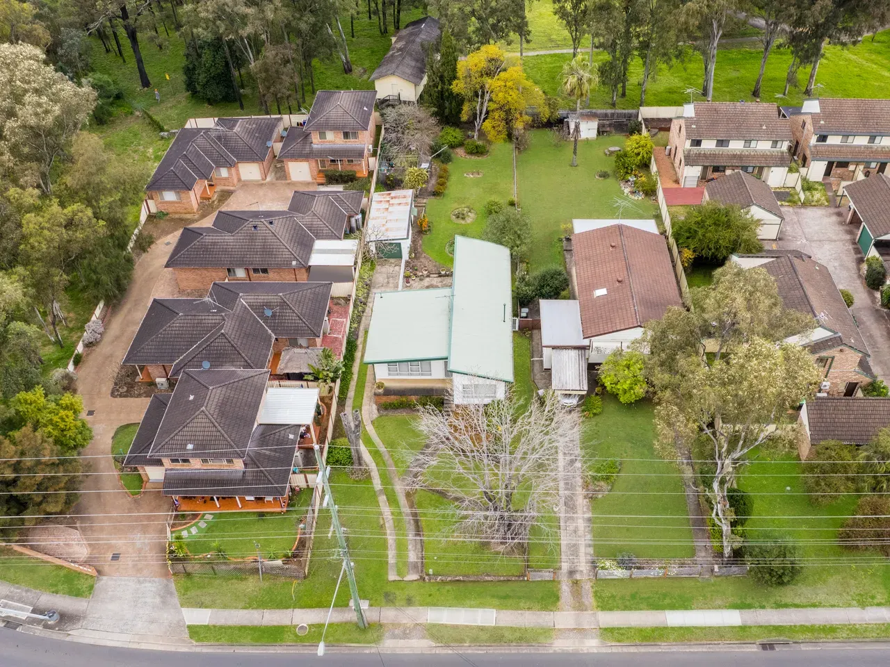 3 Macquarie Road, Ingleburn, NSW 2565