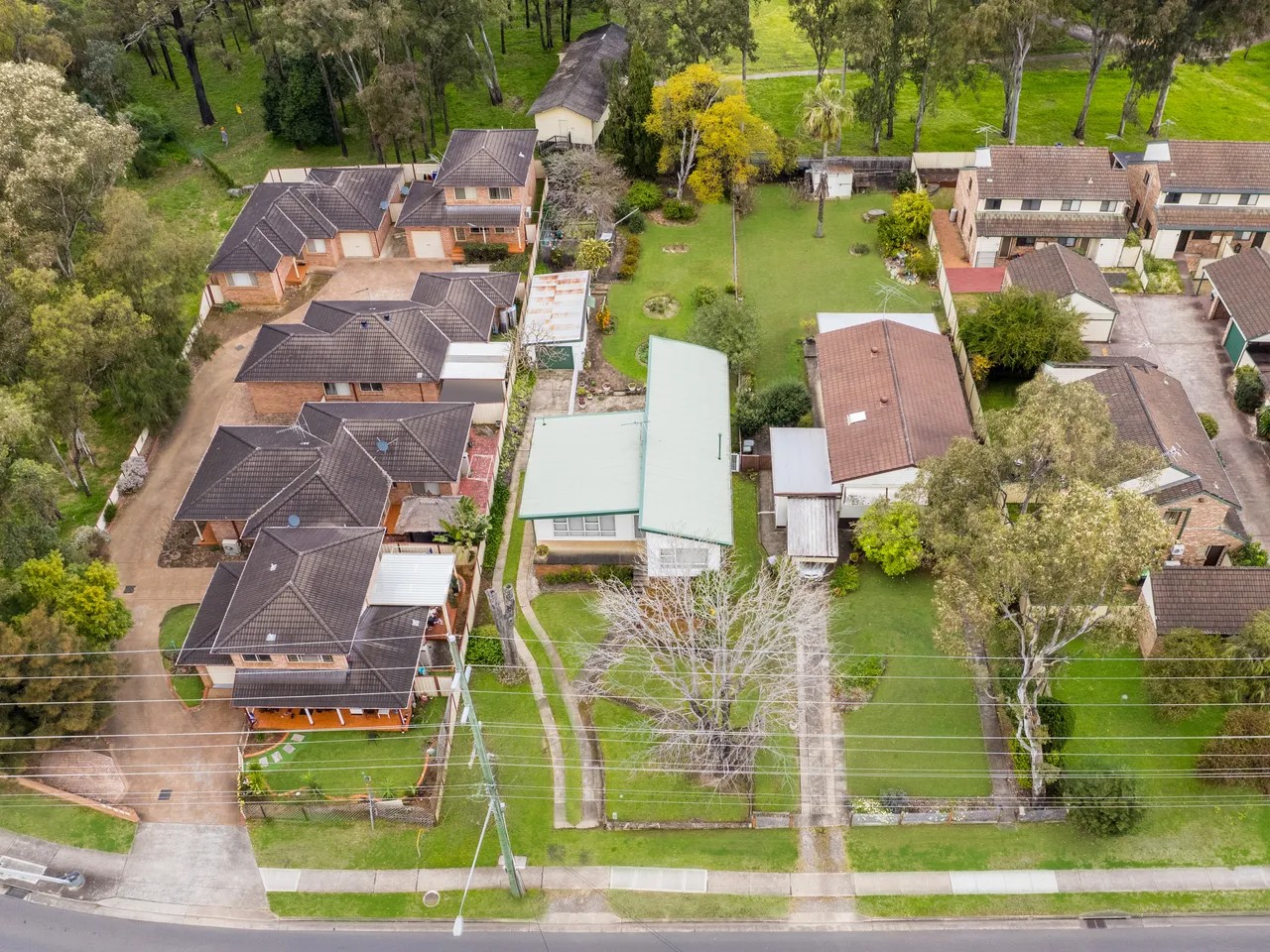 3 Macquarie Road, Ingleburn, NSW 2565