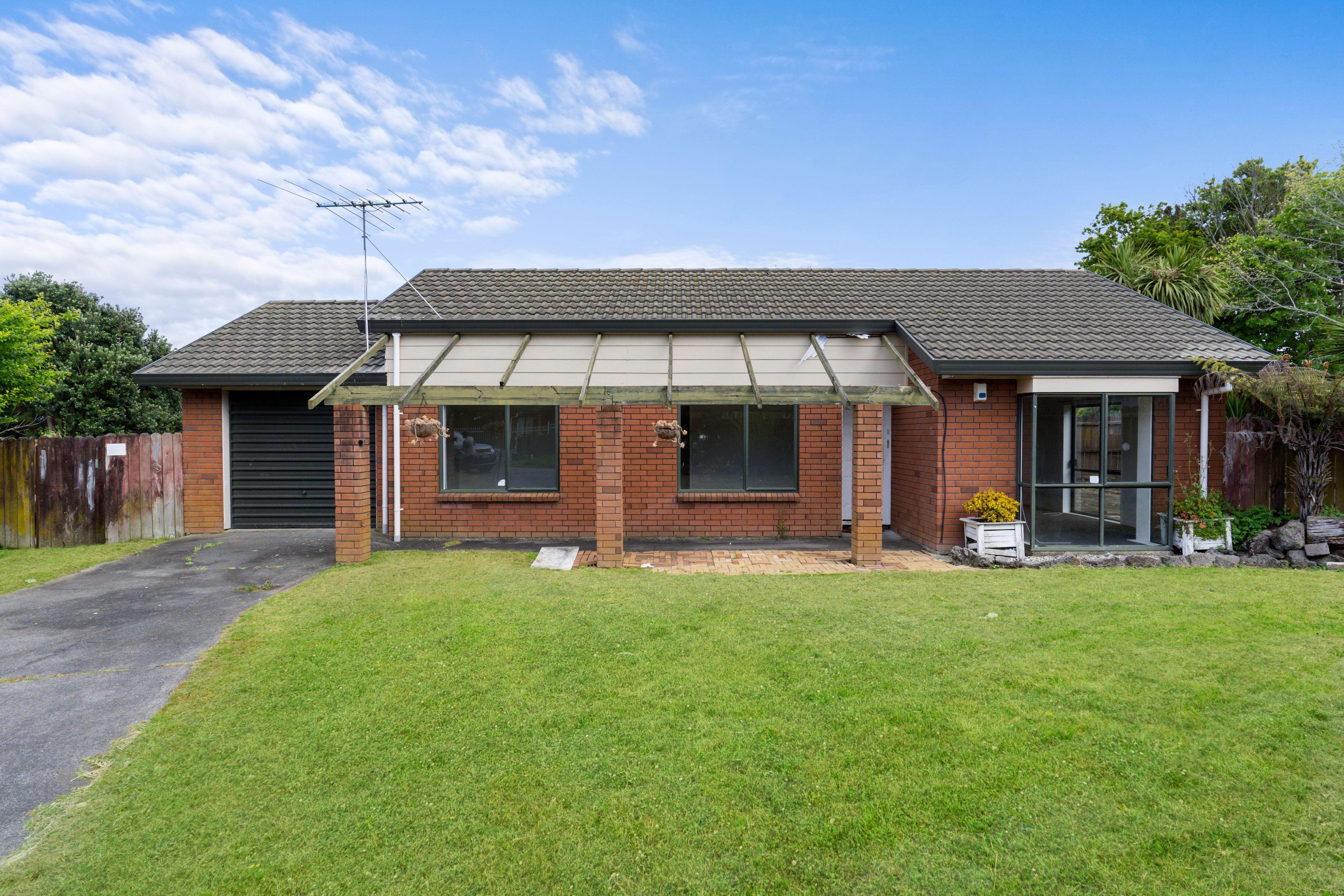 15 Horlicks Place, Randwick Park, Manukau City