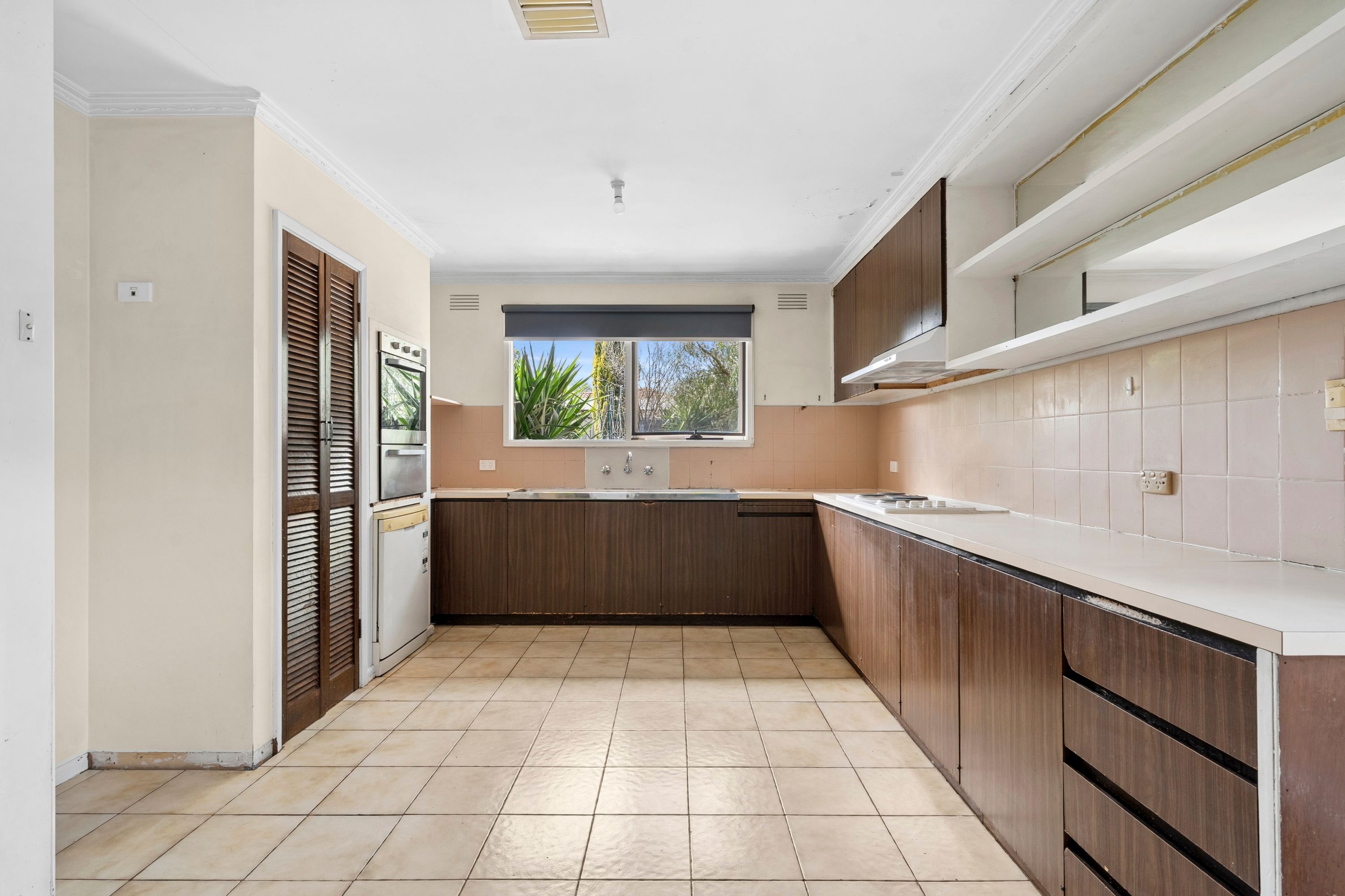 12 Melrose Street — photo 6 of 13