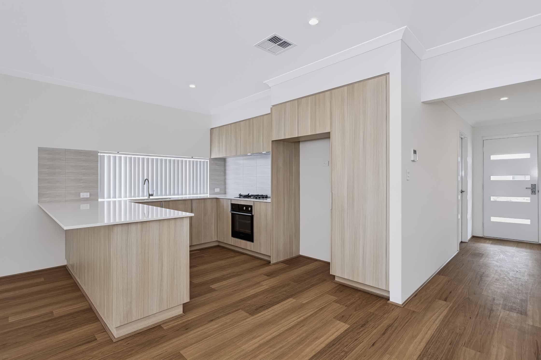 227 Pectoral Promenade — photo 7 of 20