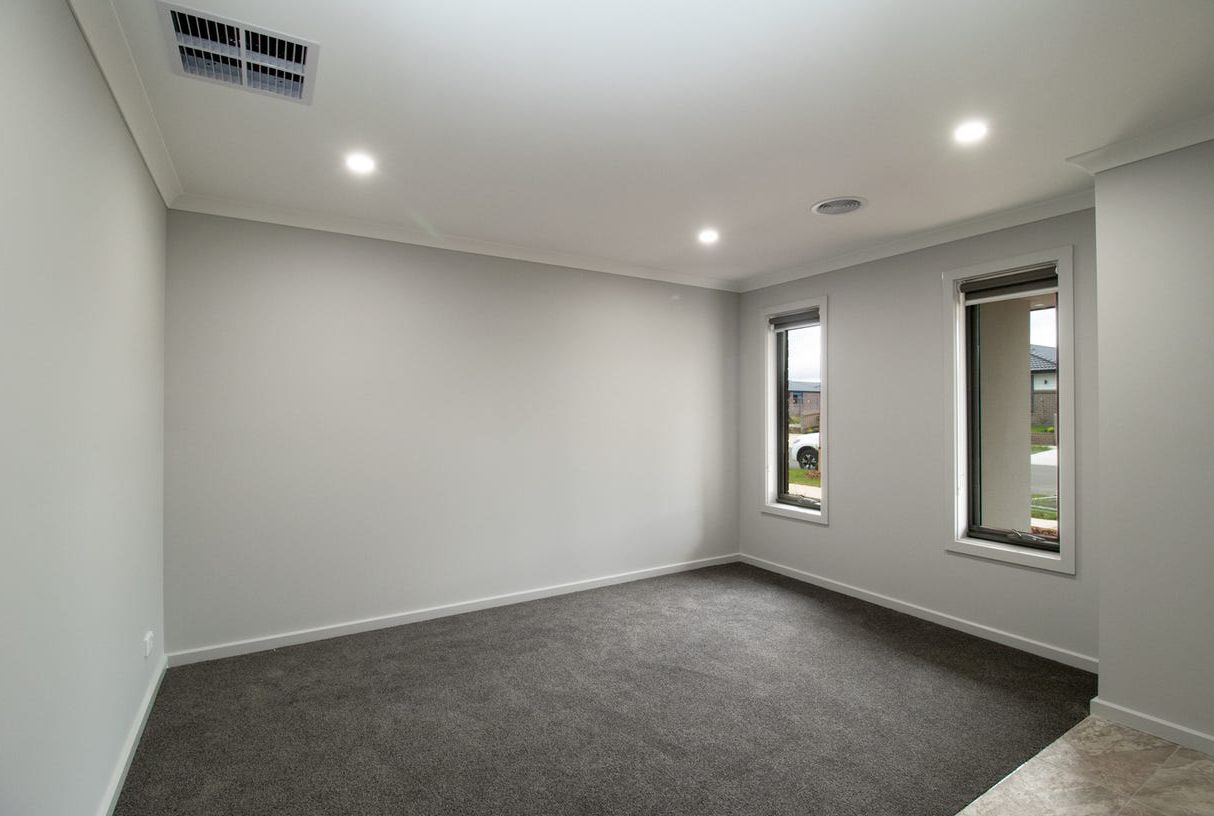 13 Yolanda Street — photo 5 of 9