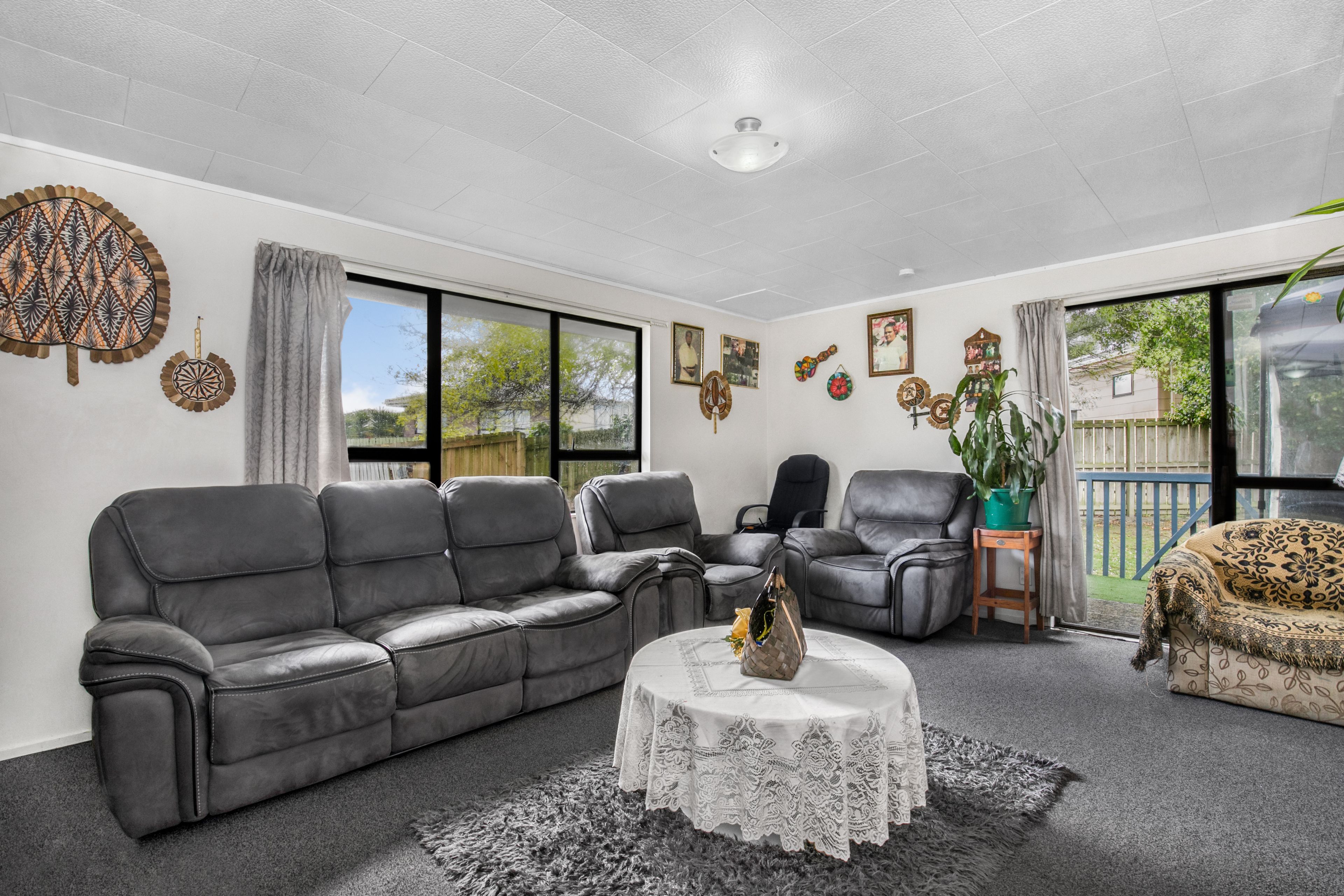 2/63 Palmers Road, Clendon Park, Manukau City