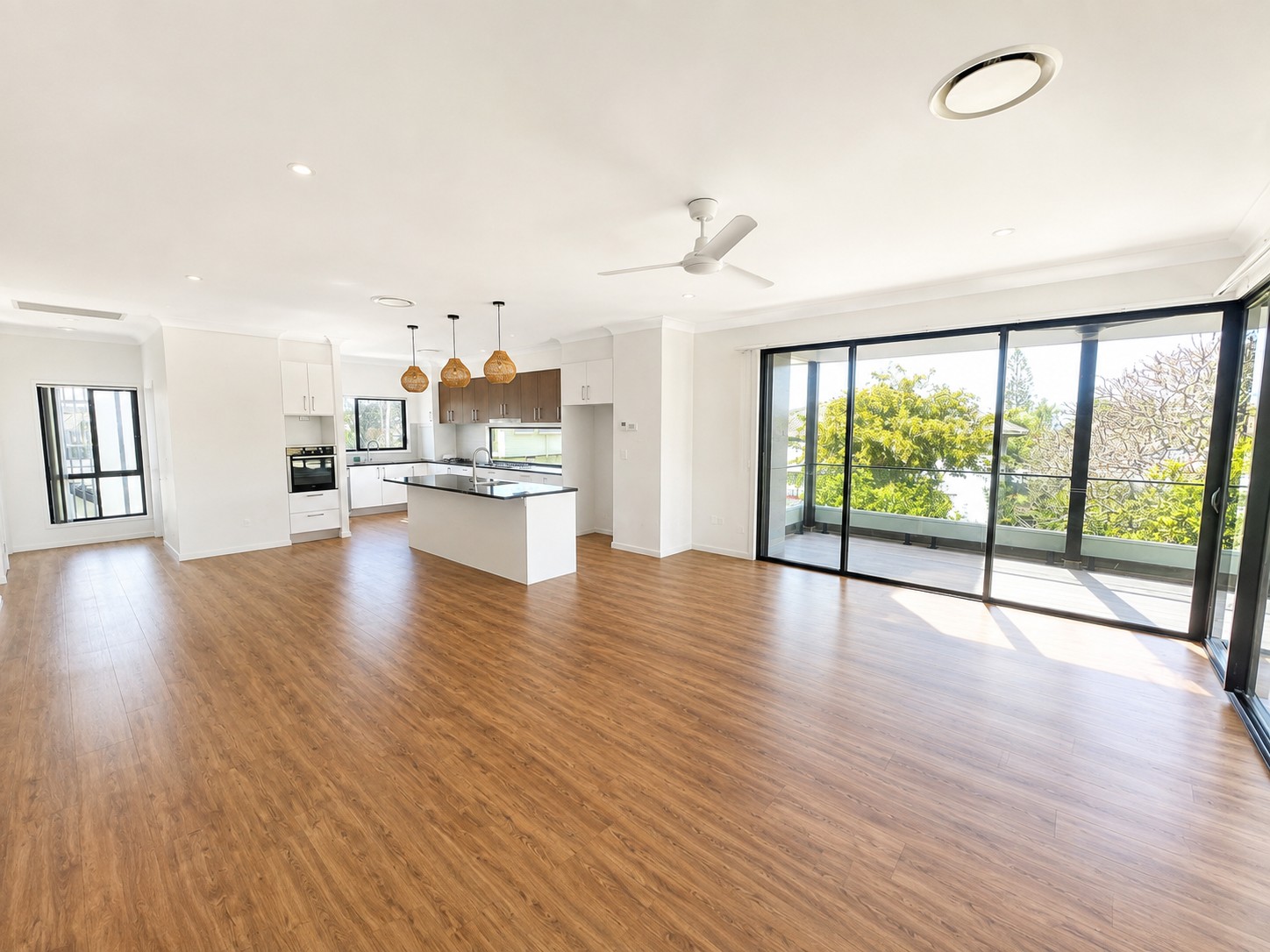 2 Roland Street, Clontarf, QLD 4019