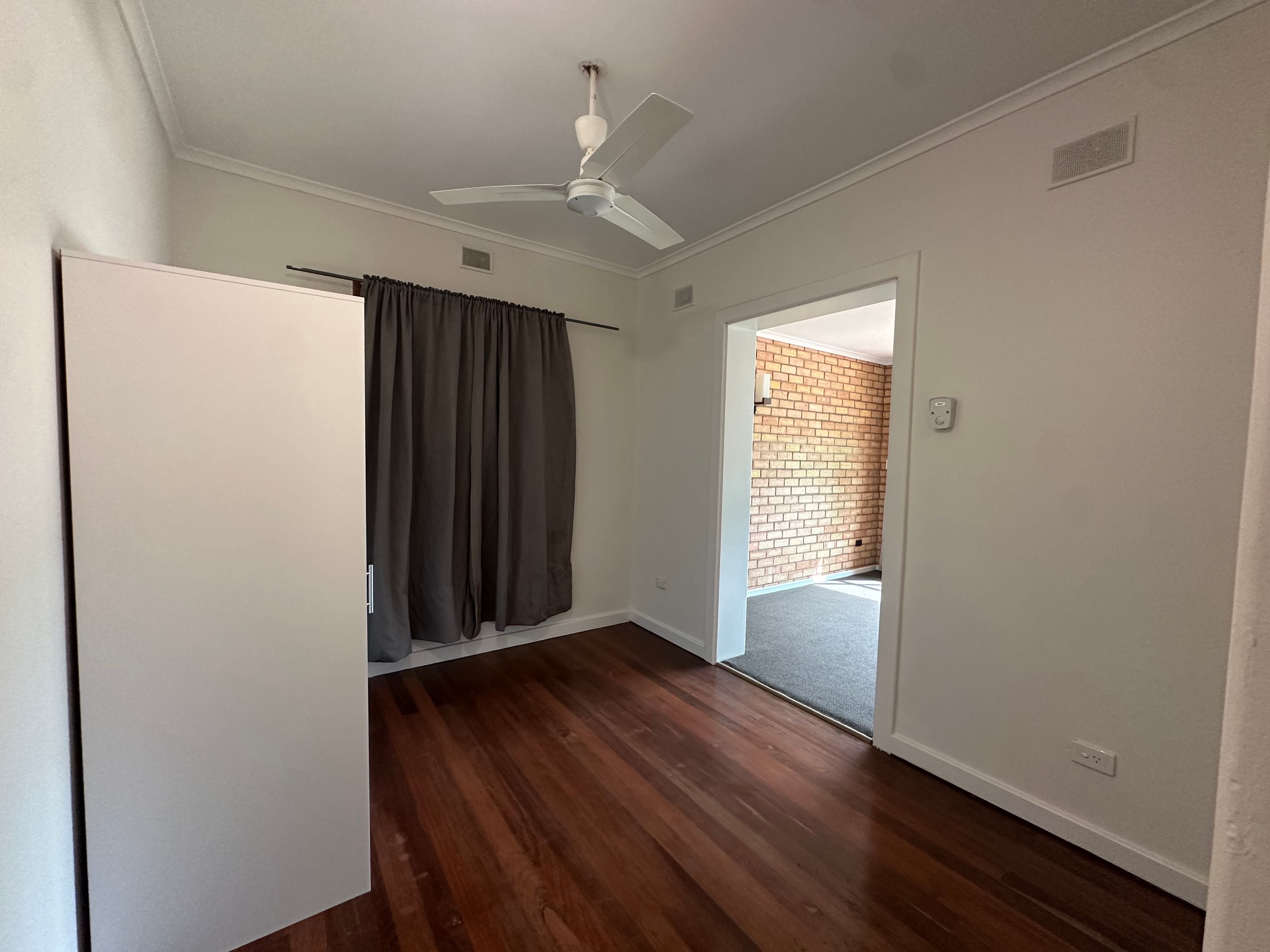 14 Dalziel Street — photo 9 of 19