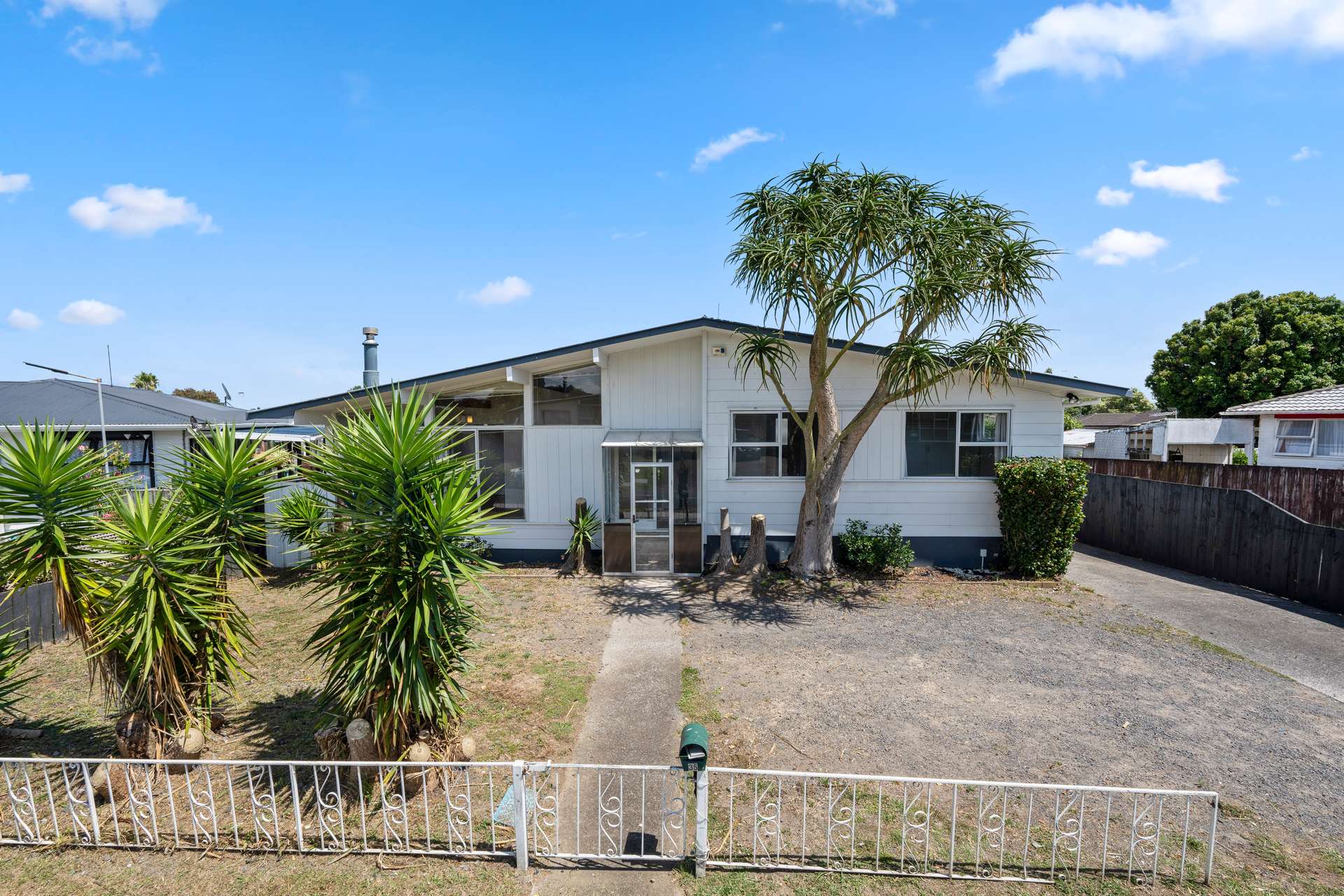 35 Fairlight Place photo 1
