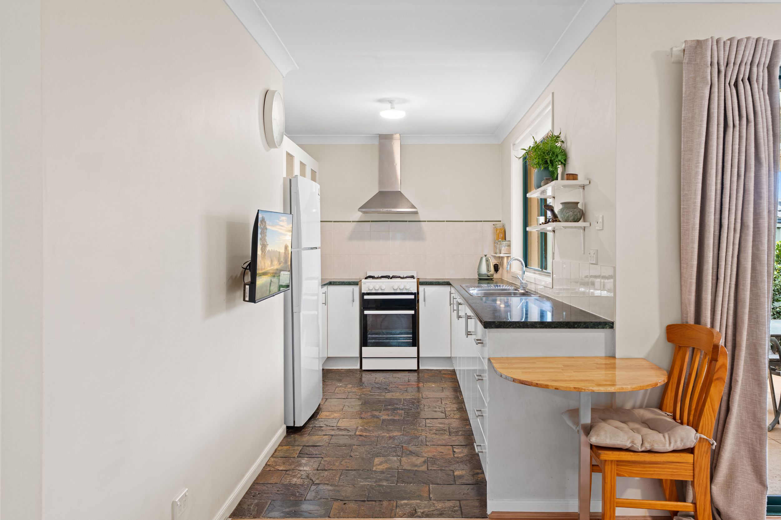 24 Wolara Avenue, Glenmore Park, NSW