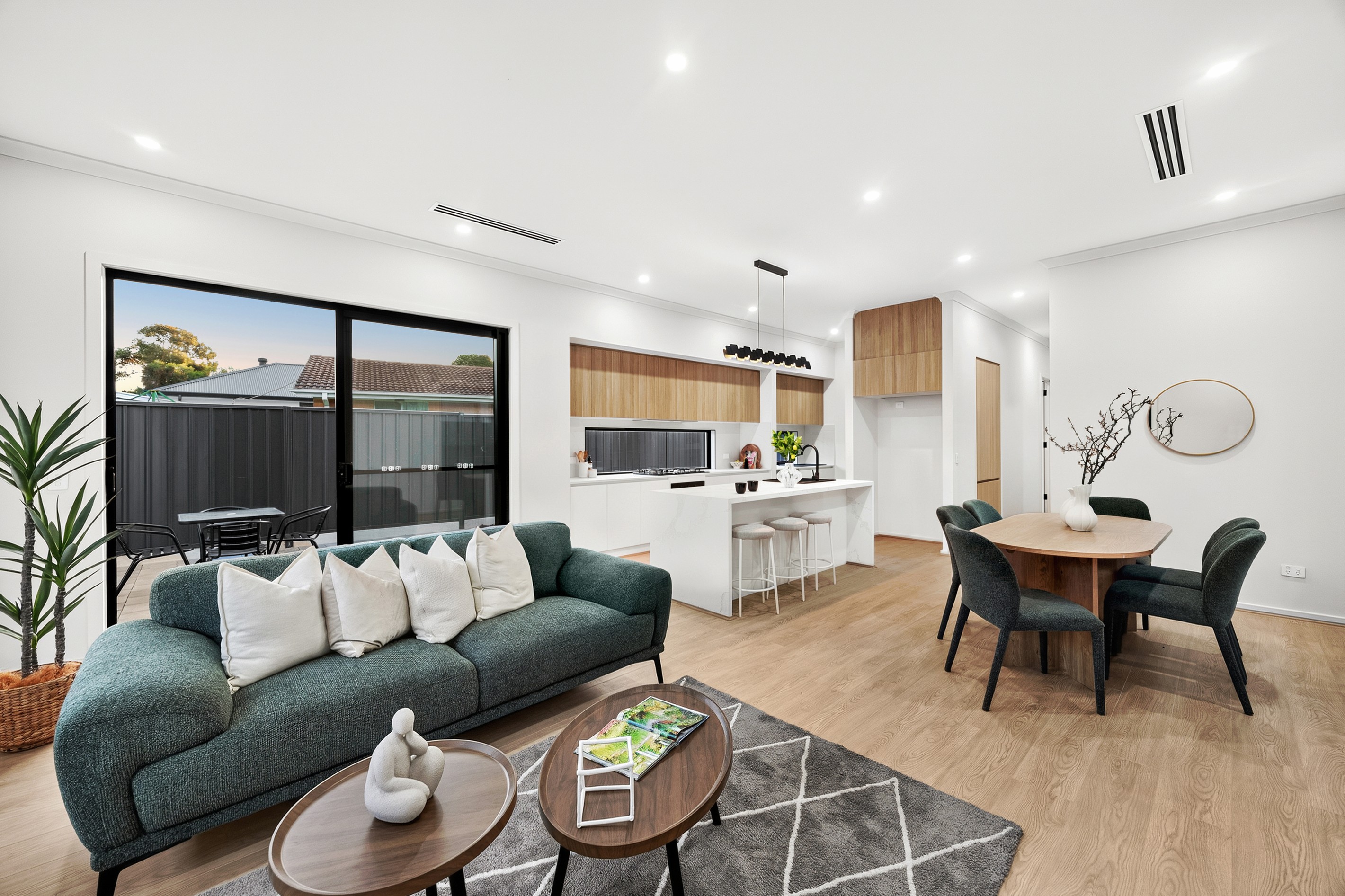 33 Newcombe Drive, Gilles Plains, SA 5086