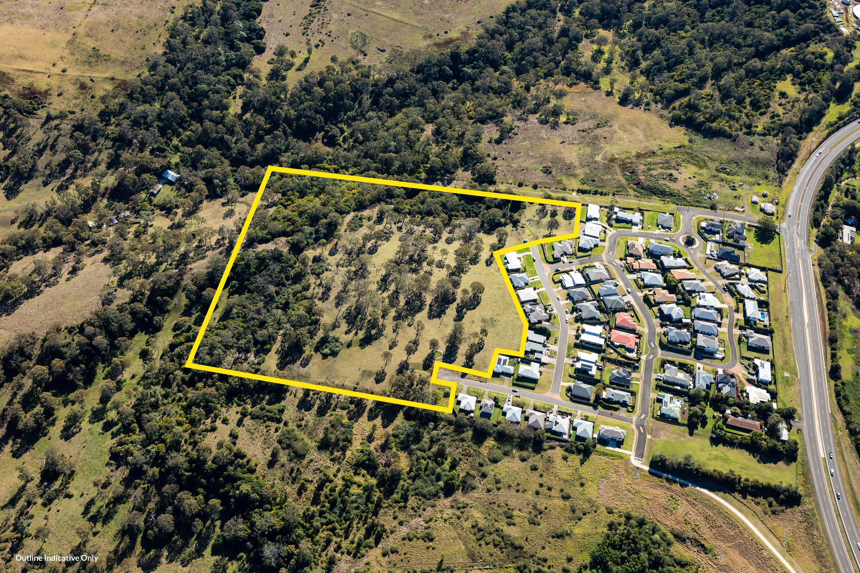 14 Weale Street, Mount Kynoch, QLD 4350