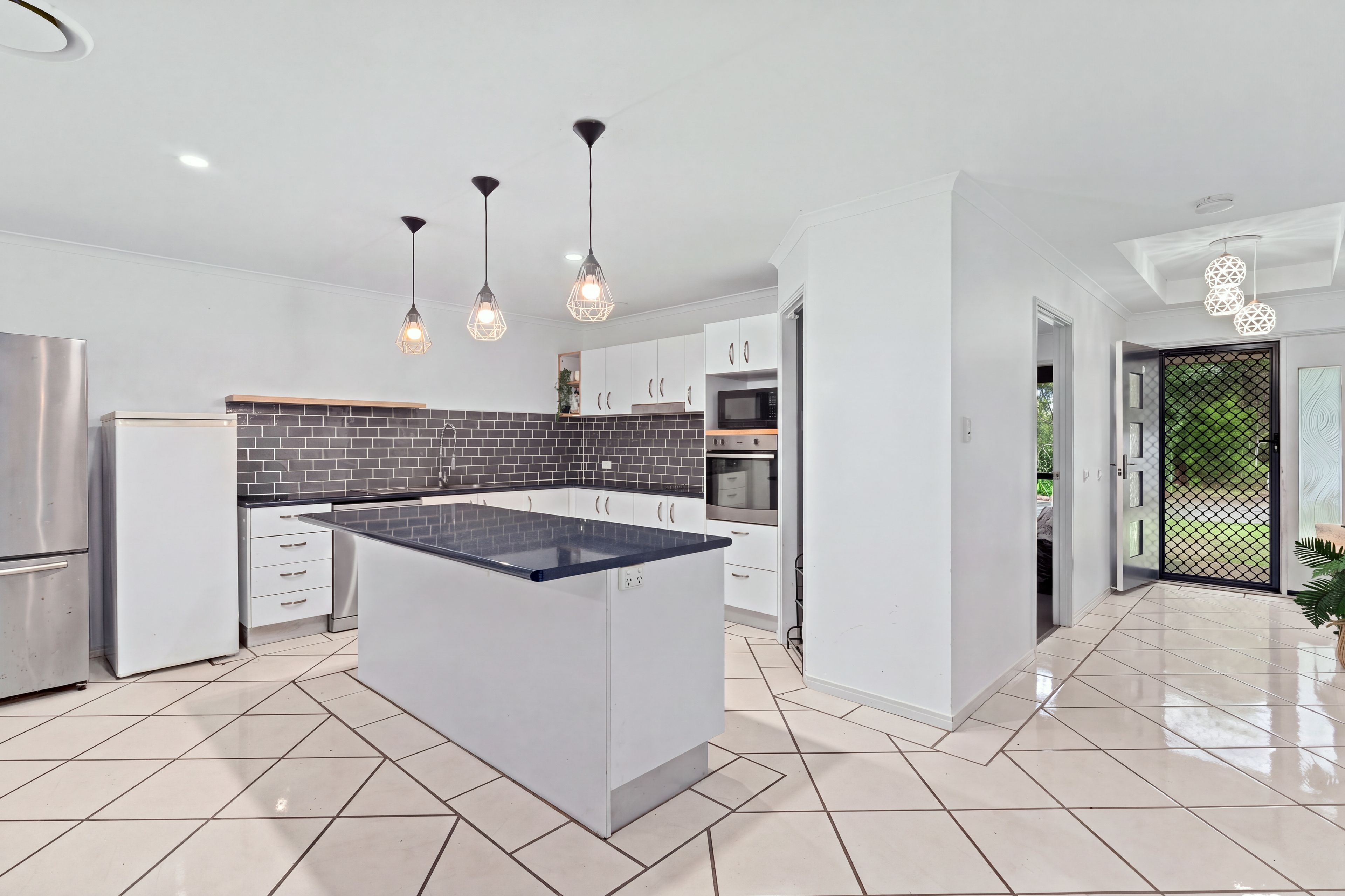 29 Storrs Road — photo 4 of 30