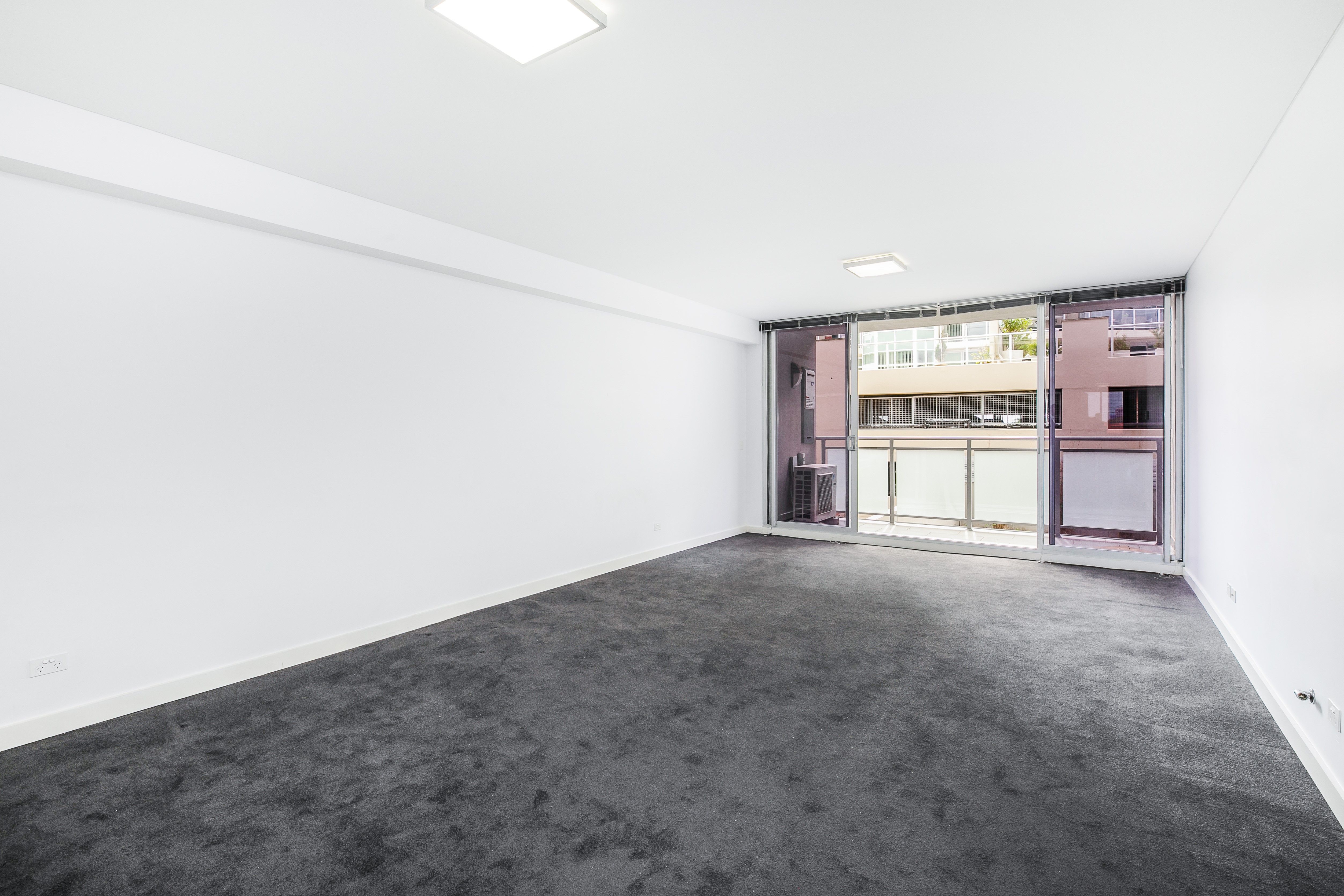 302/340 Bay Street — photo 5 of 11