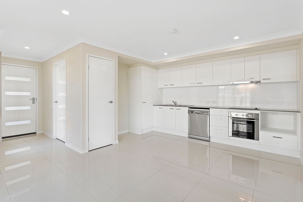 2/36 Weebah Place, CAMBOOYA, QLD 4358