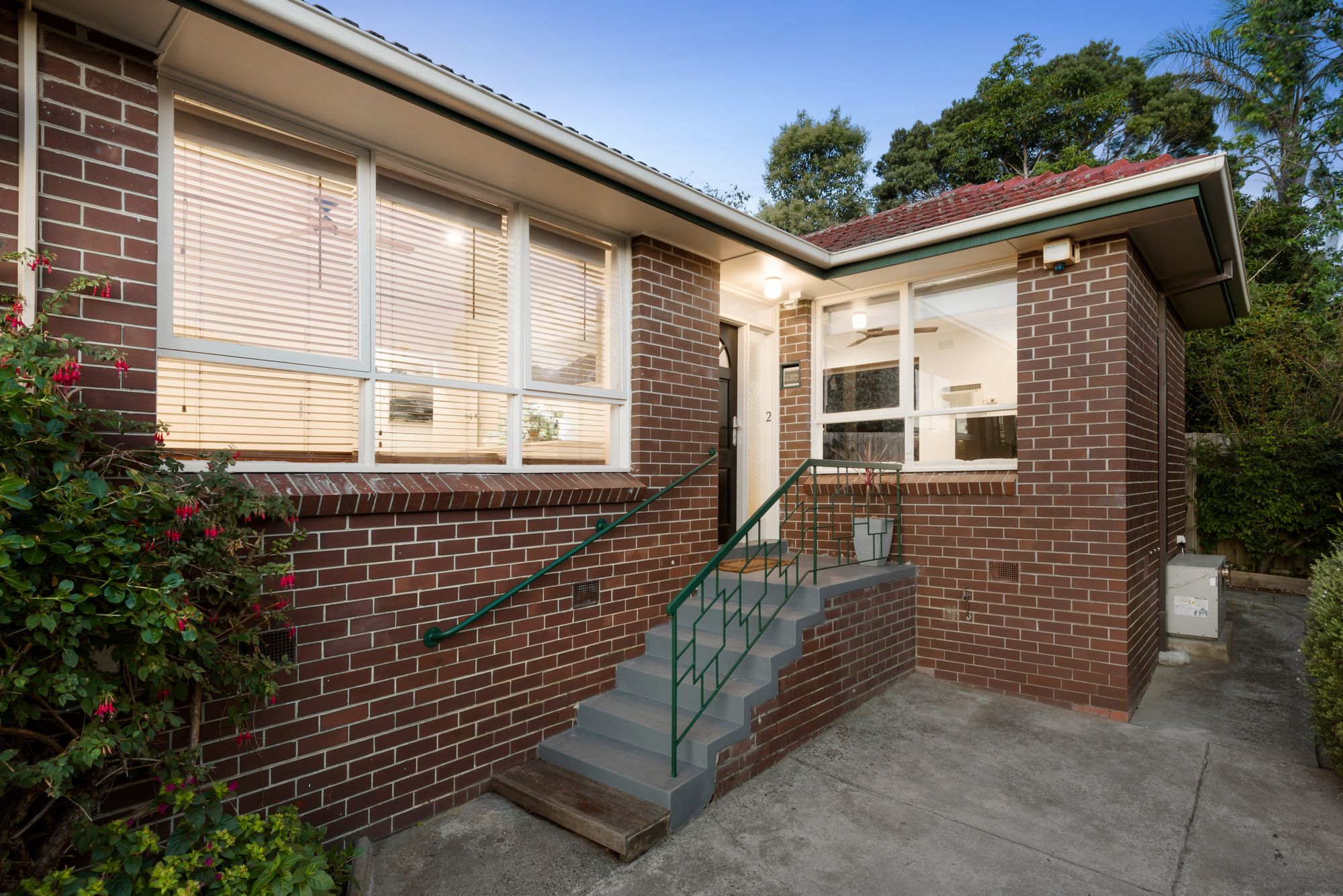 2/121 Holland Road, Blackburn South, VIC 3130