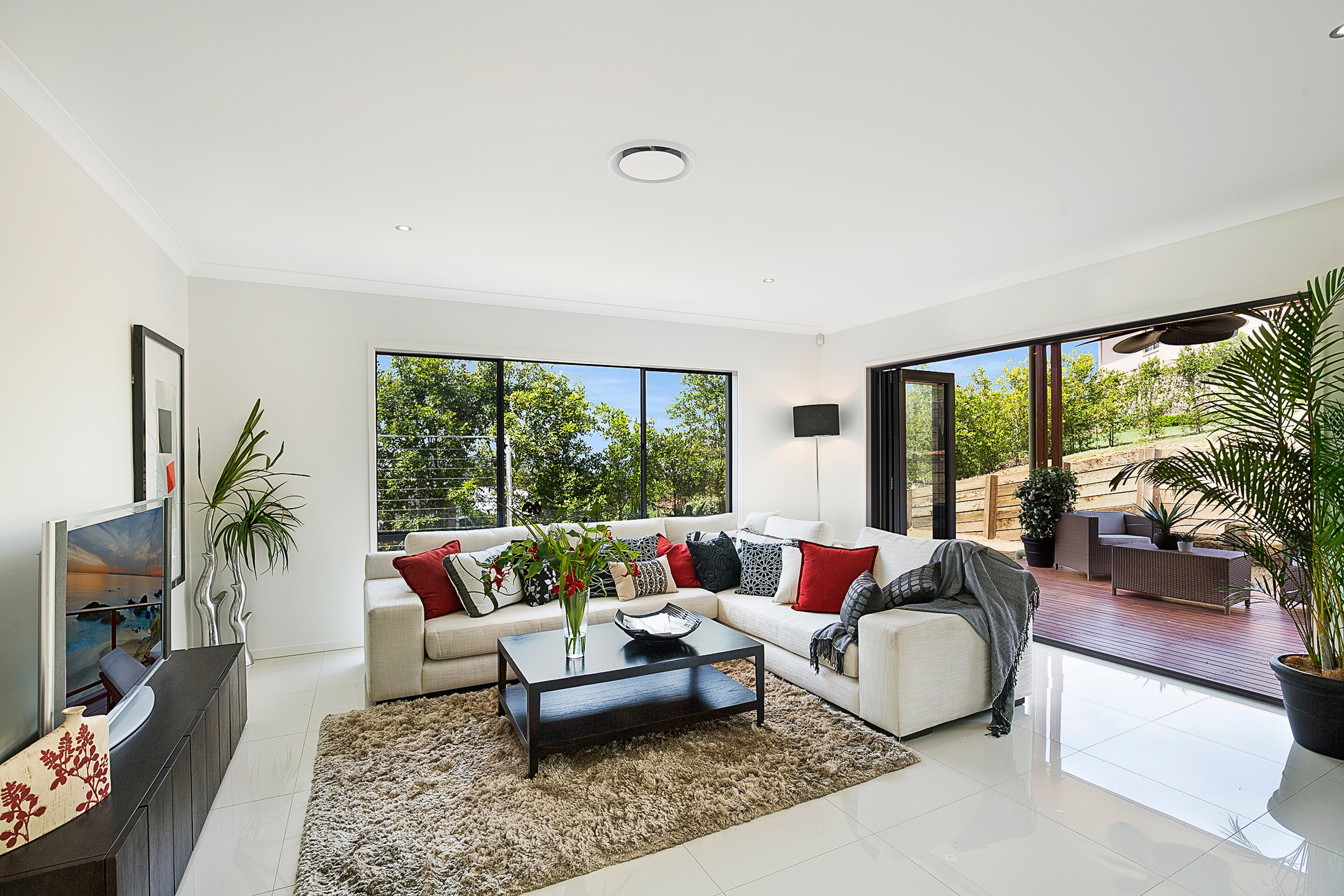 28 Piccadilly Court, Mount Lofty, QLD 4350