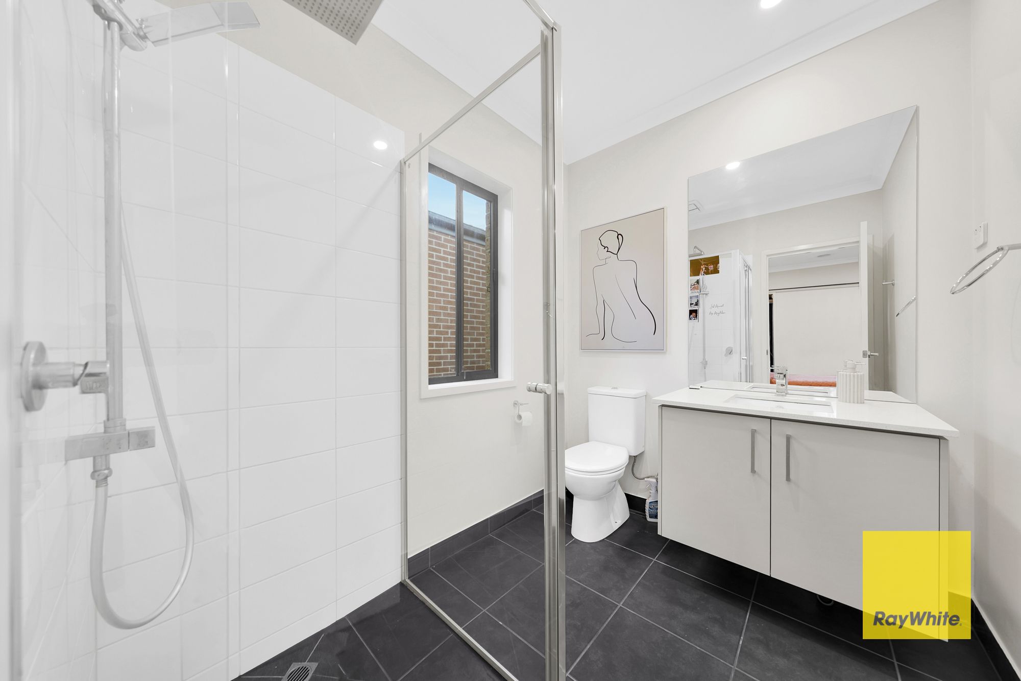 58 Ellscott Boulevard — photo 11 of 13